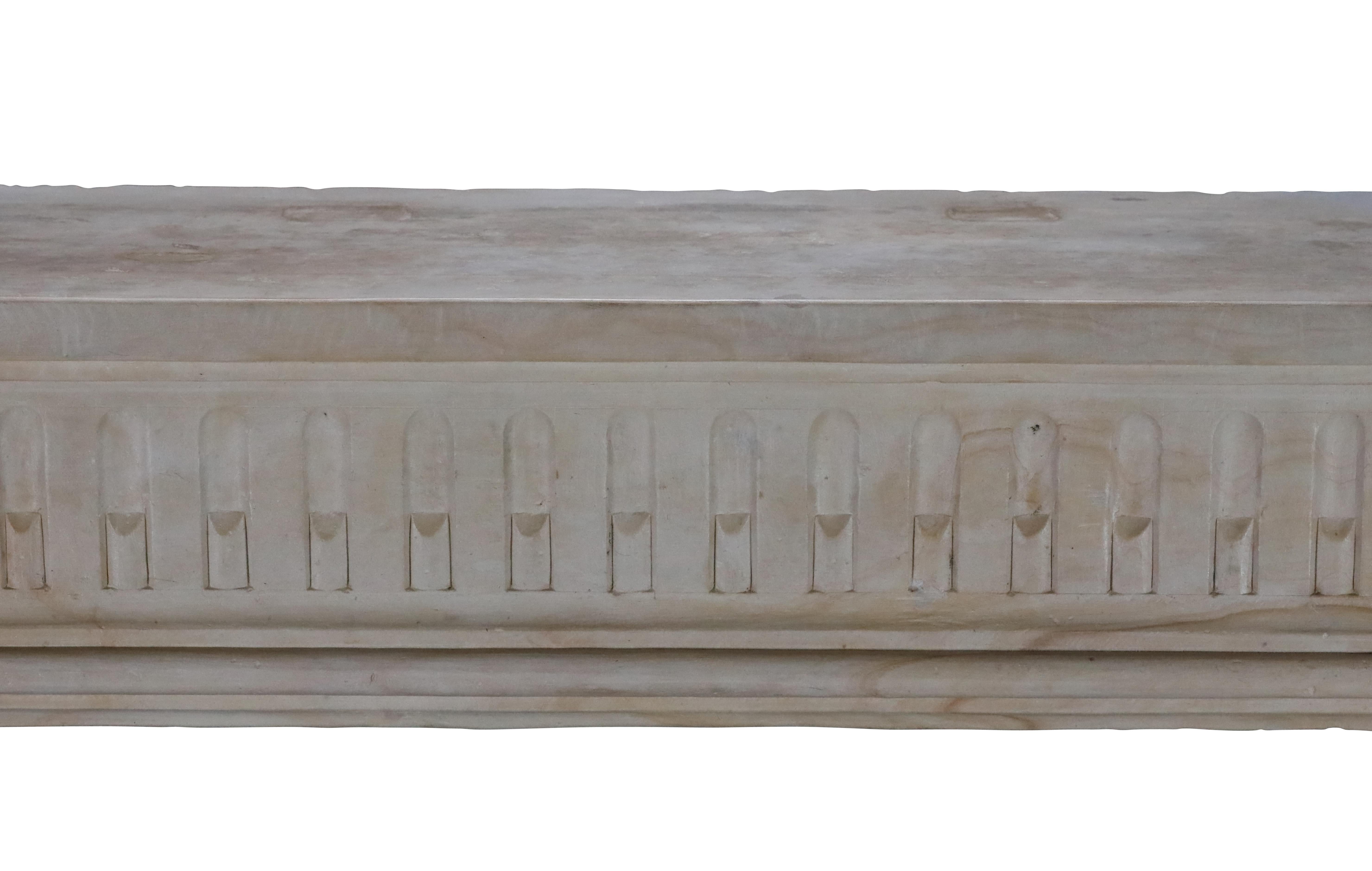 Classy Chic 18th Century Limestone Fireplace For Exclusive Interior Project In Good Condition For Sale In Beervelde, BE