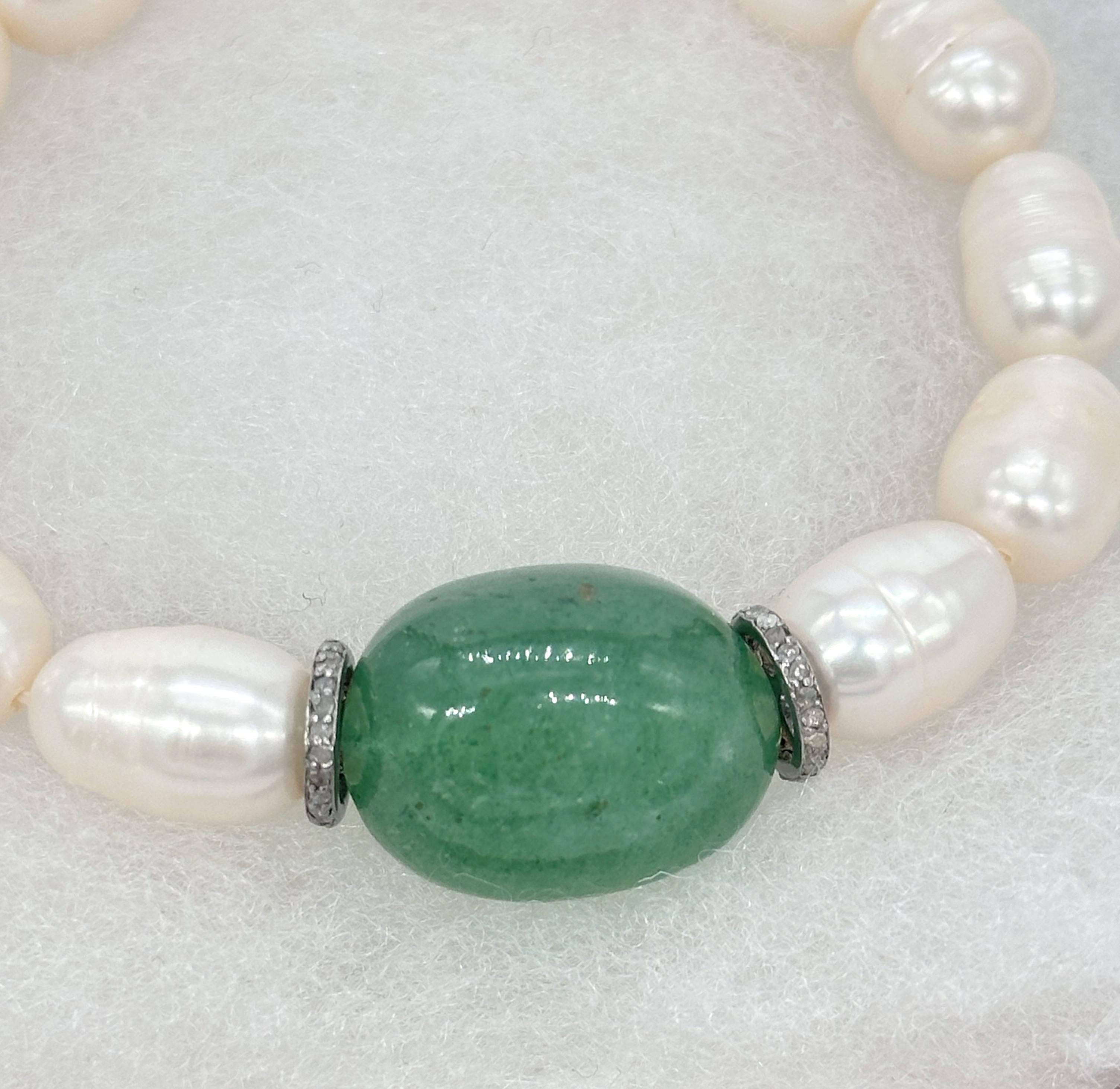 Art Nouveau Classy green jade Freshwater white pearl diamond roundel silver stretch bracelet For Sale