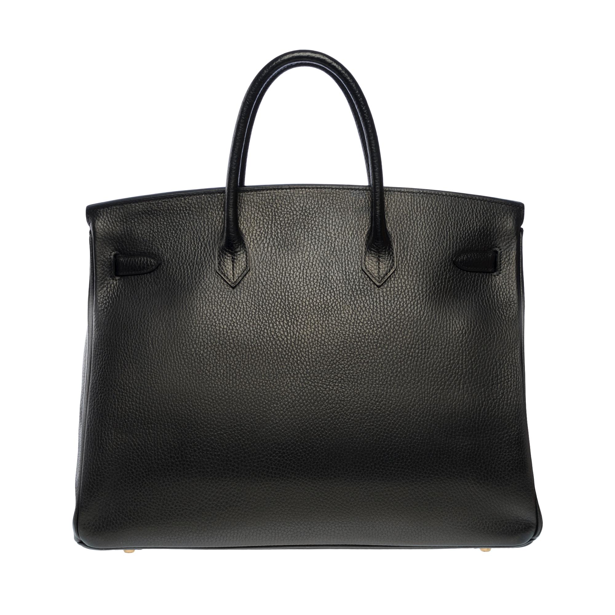 Beautiful Hermes Birkin 40 cm handbag in black Fjord leather, gold-plated metal hardware, double black leather handle for a hand carry

Flap closure
Black leather inner lining, one zipped pocket, one patch pocket
Signature: 