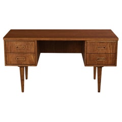 Bureau moyen Classy par Pastform