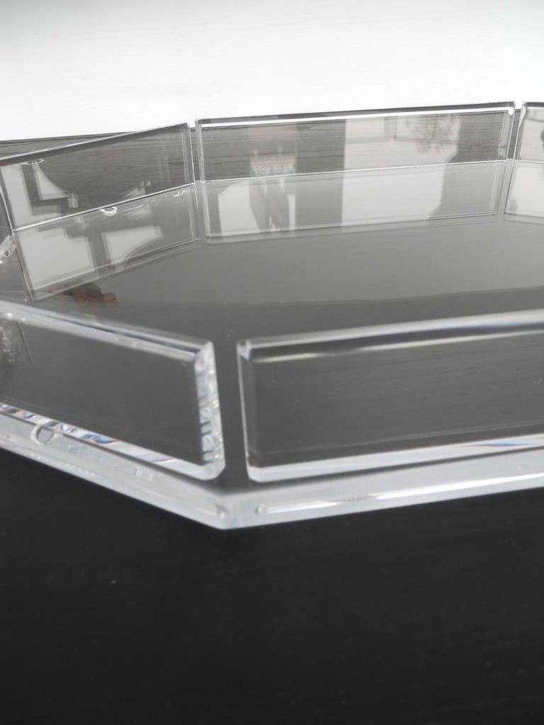 Classy Pair of Clear Lucite Trays For Sale at 1stDibs
