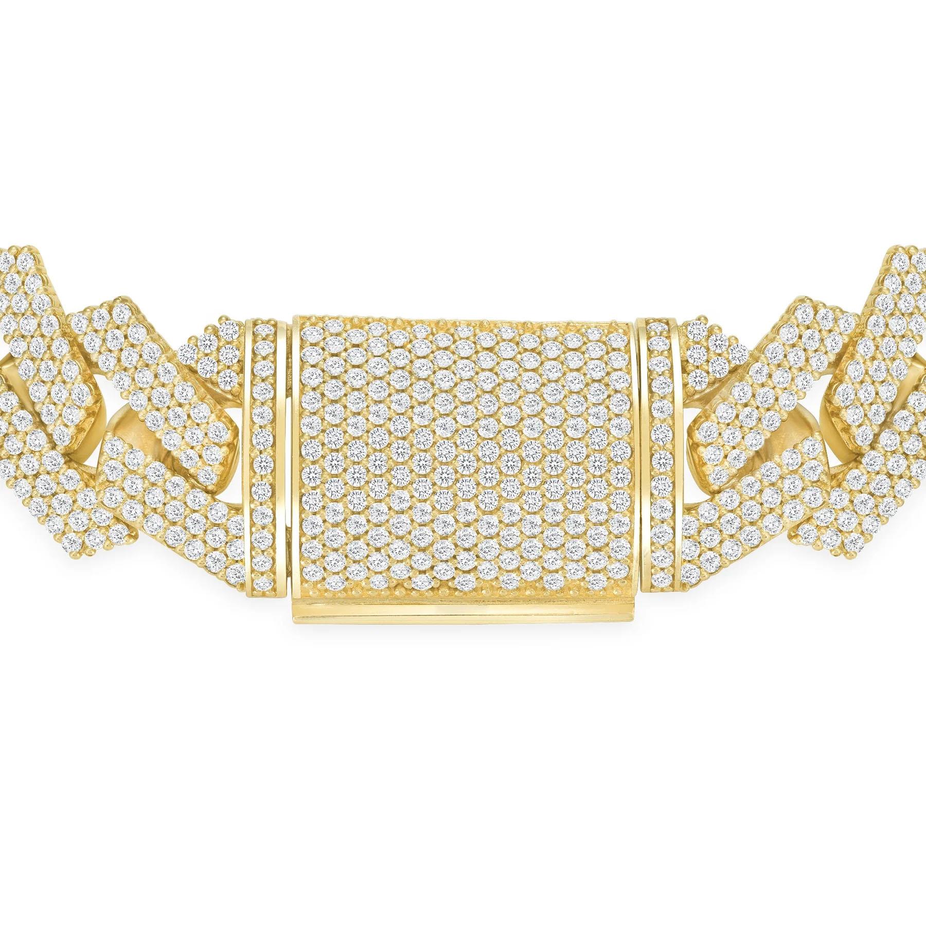 Taille ronde Bracelet à maillons cubains en or 18K avec diamants pavés en vente