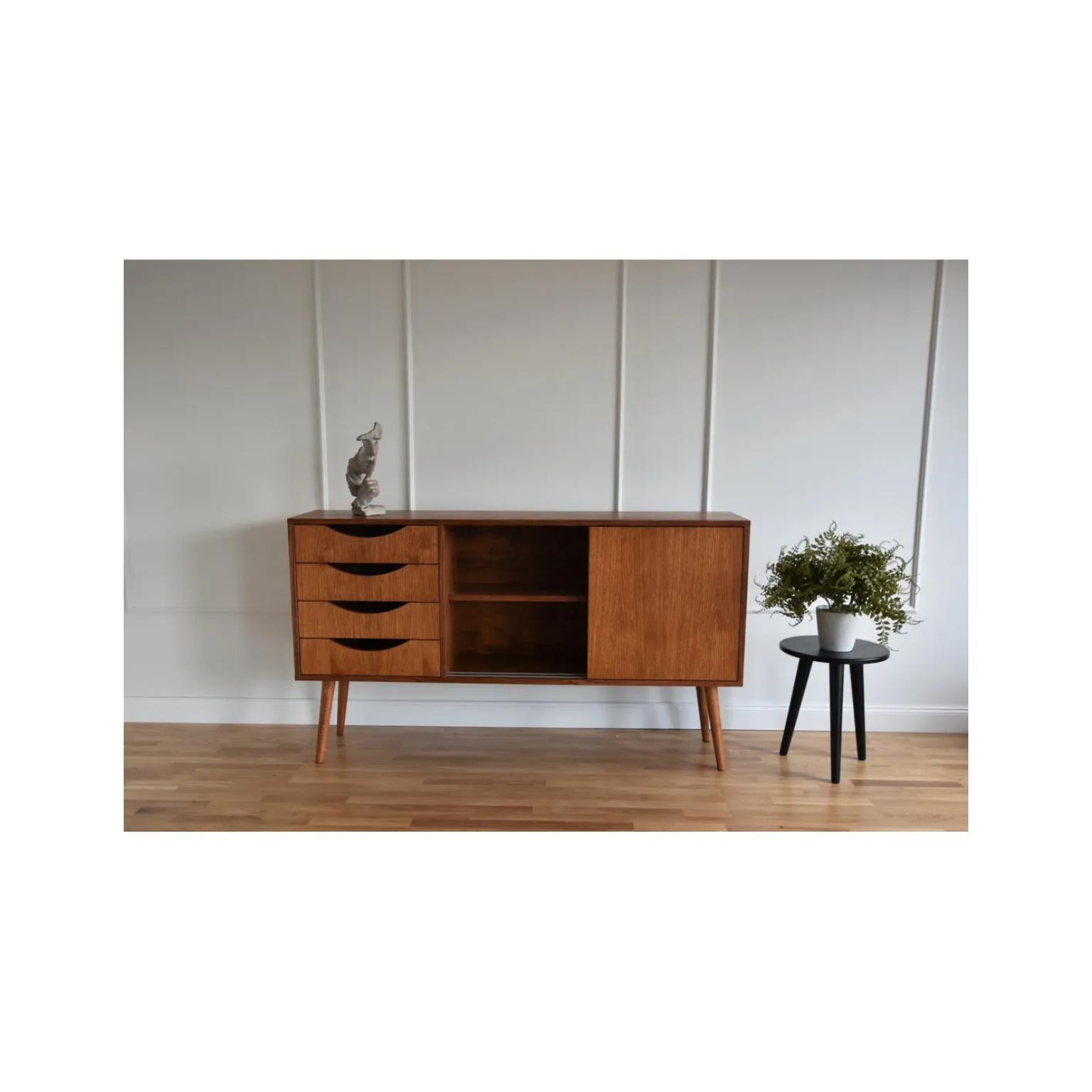 Polacco Credenza media alta di classe Slide di Pastform in vendita