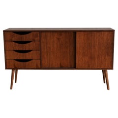 Credenza media alta di classe Slide di Pastform