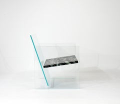 Claste Quanto è fragile questa sedia sottile come l'amore in vetro con marmo nero Belvedere