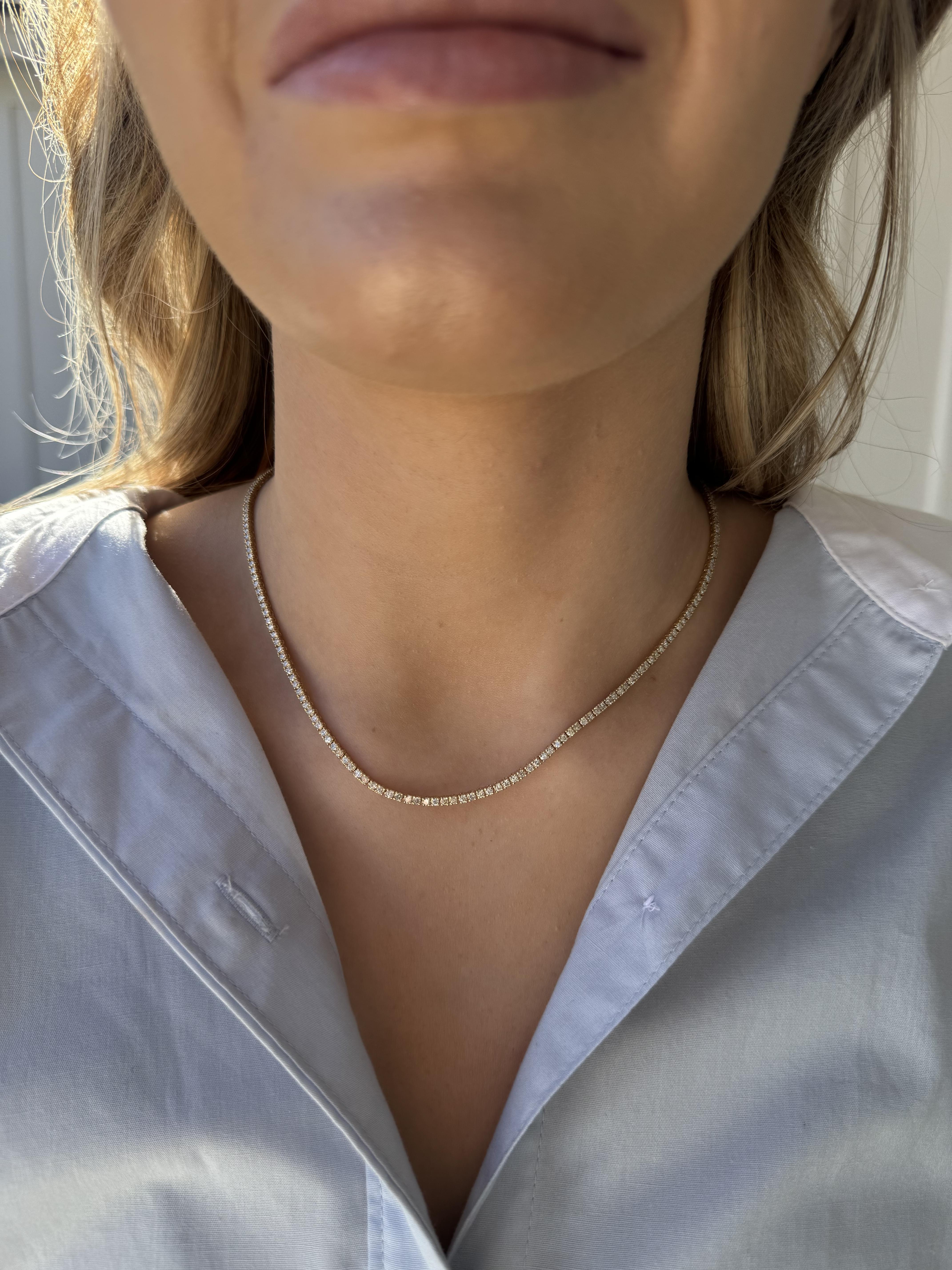 Round Cut Clastic 4.5CTW Diamond Tennis Necklace 14K Yellow Gold For Sale