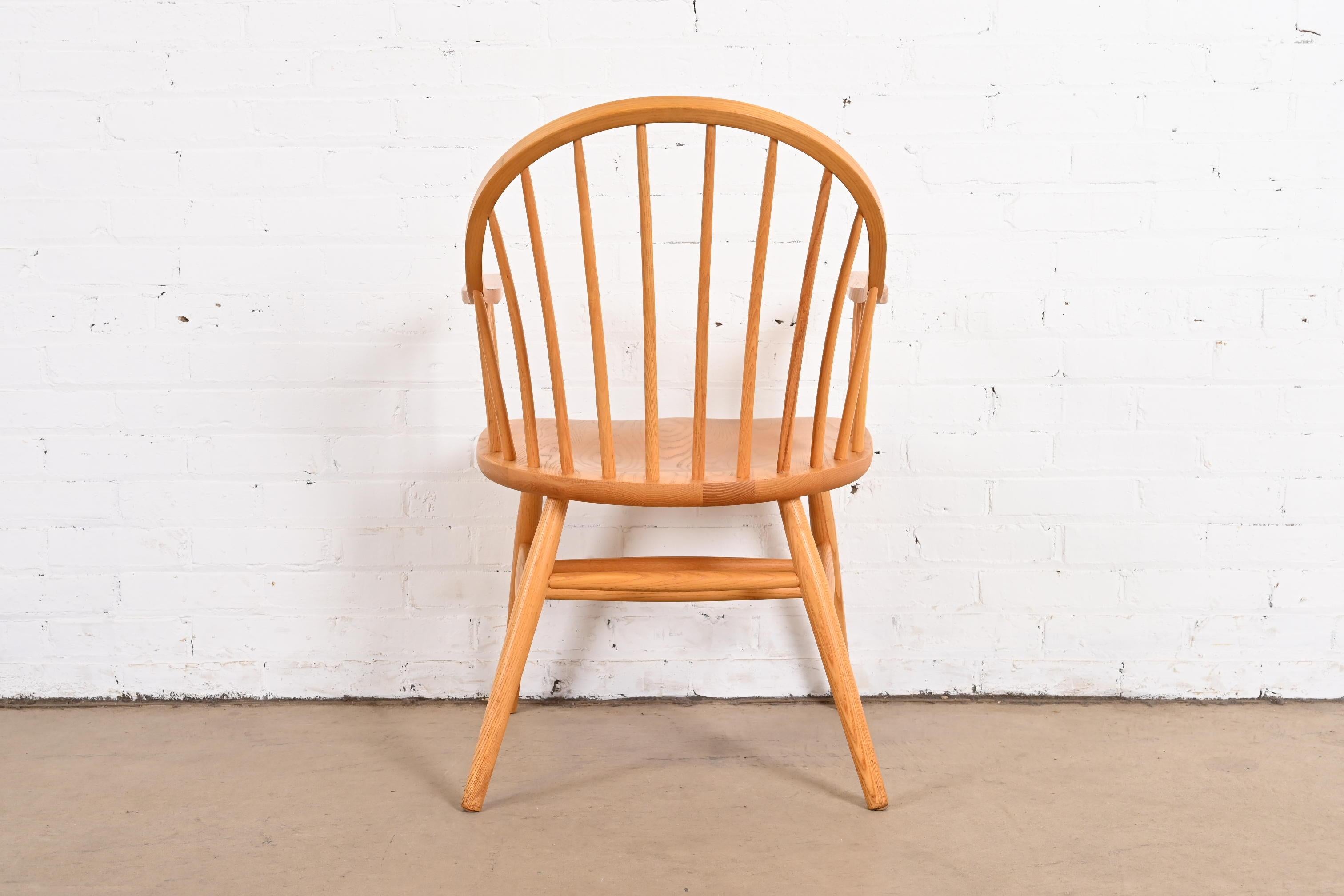 Claud Bunyard for Nichols & Stone American Windsor Oak Armchairs, Pair 7