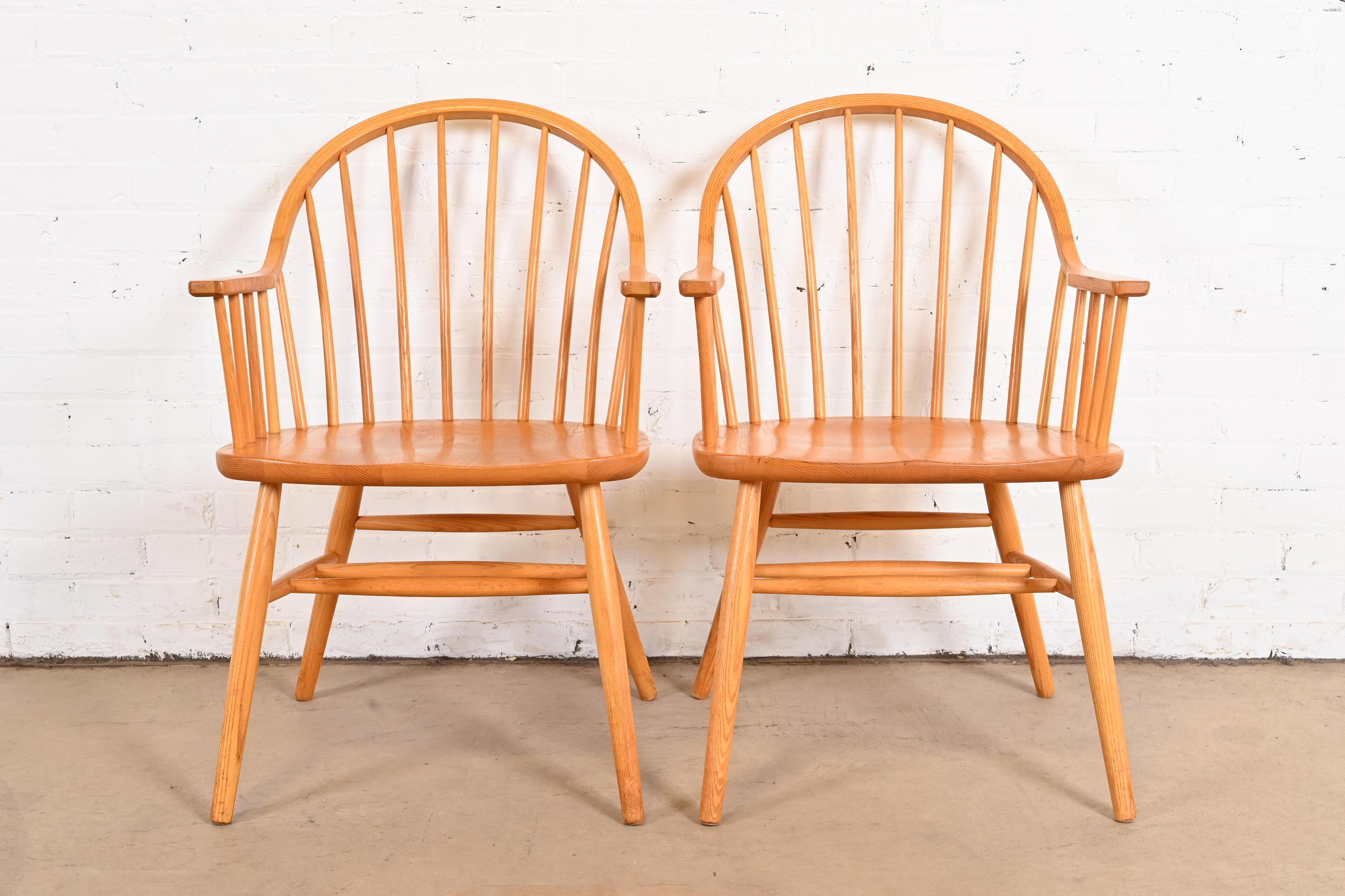 American Classical Claud Bunyard for Nichols & Stone American Windsor Oak Armchairs, Pair