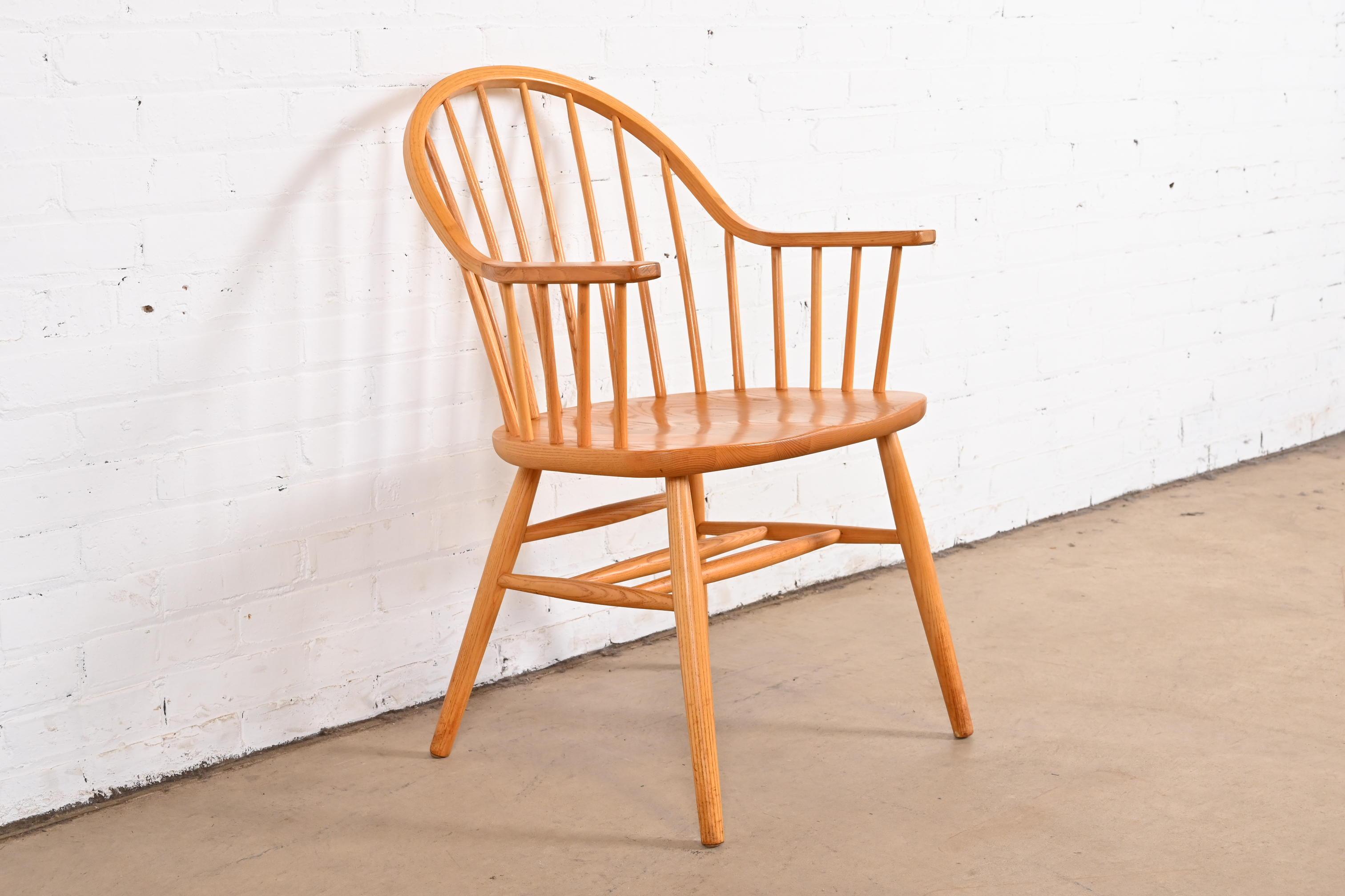 Claud Bunyard for Nichols & Stone American Windsor Oak Armchairs, Pair 3