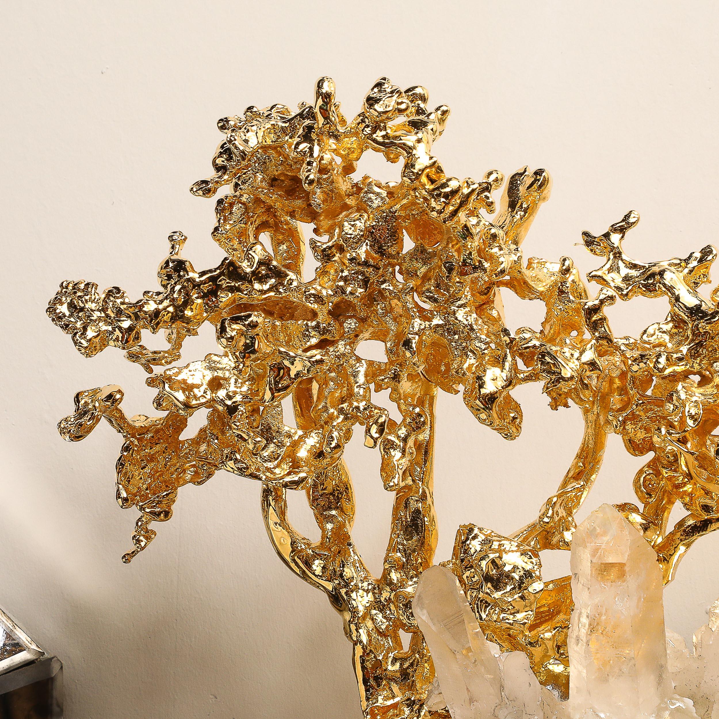 XX secolo Claude Boeltz, bronzo placcato oro 24 carati con forma a V e cristalli di rocca in vendita