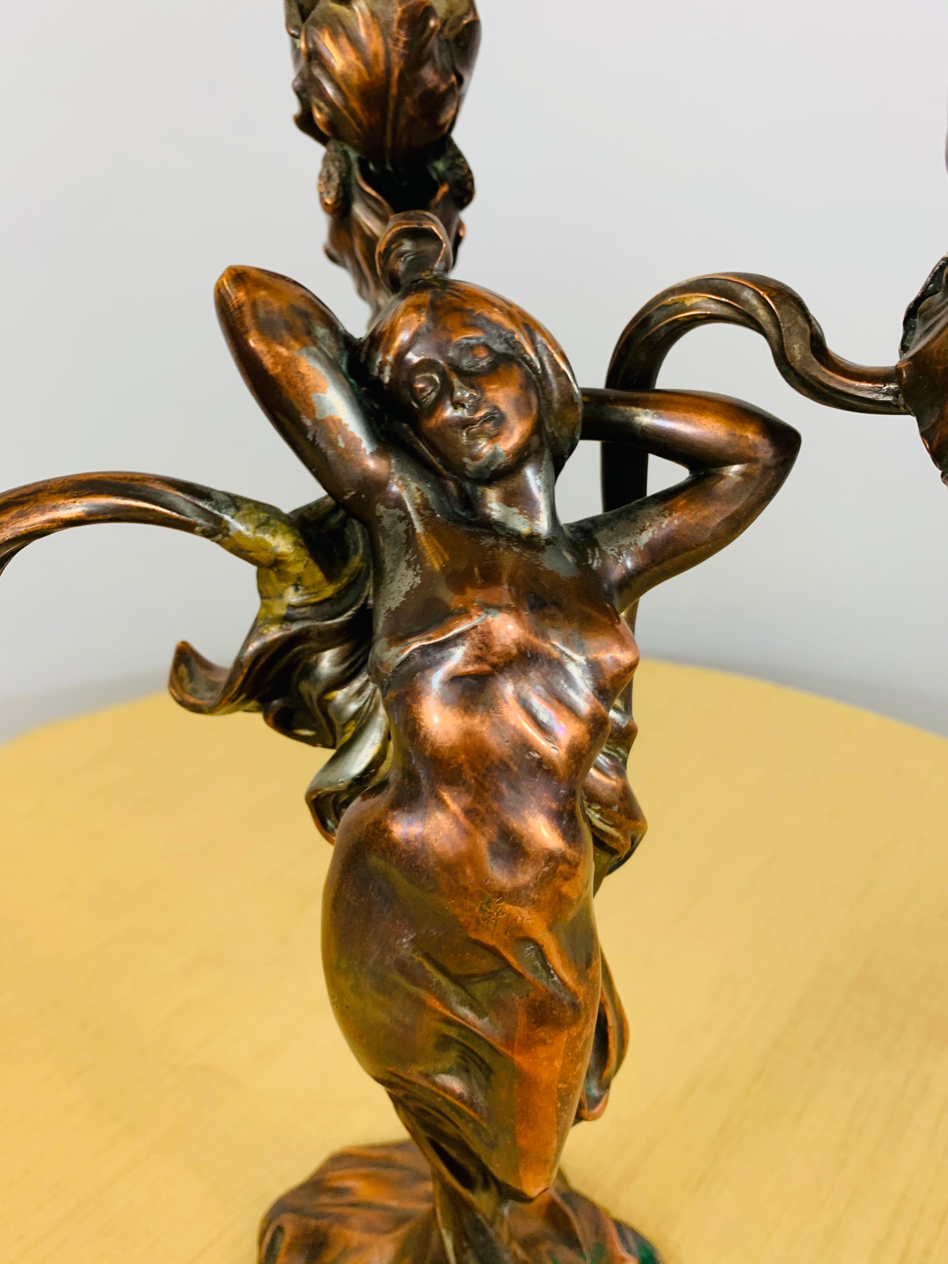 Français Claude Bonnefond Art Nouveau Statue ou chandelier de femme, une paire en vente