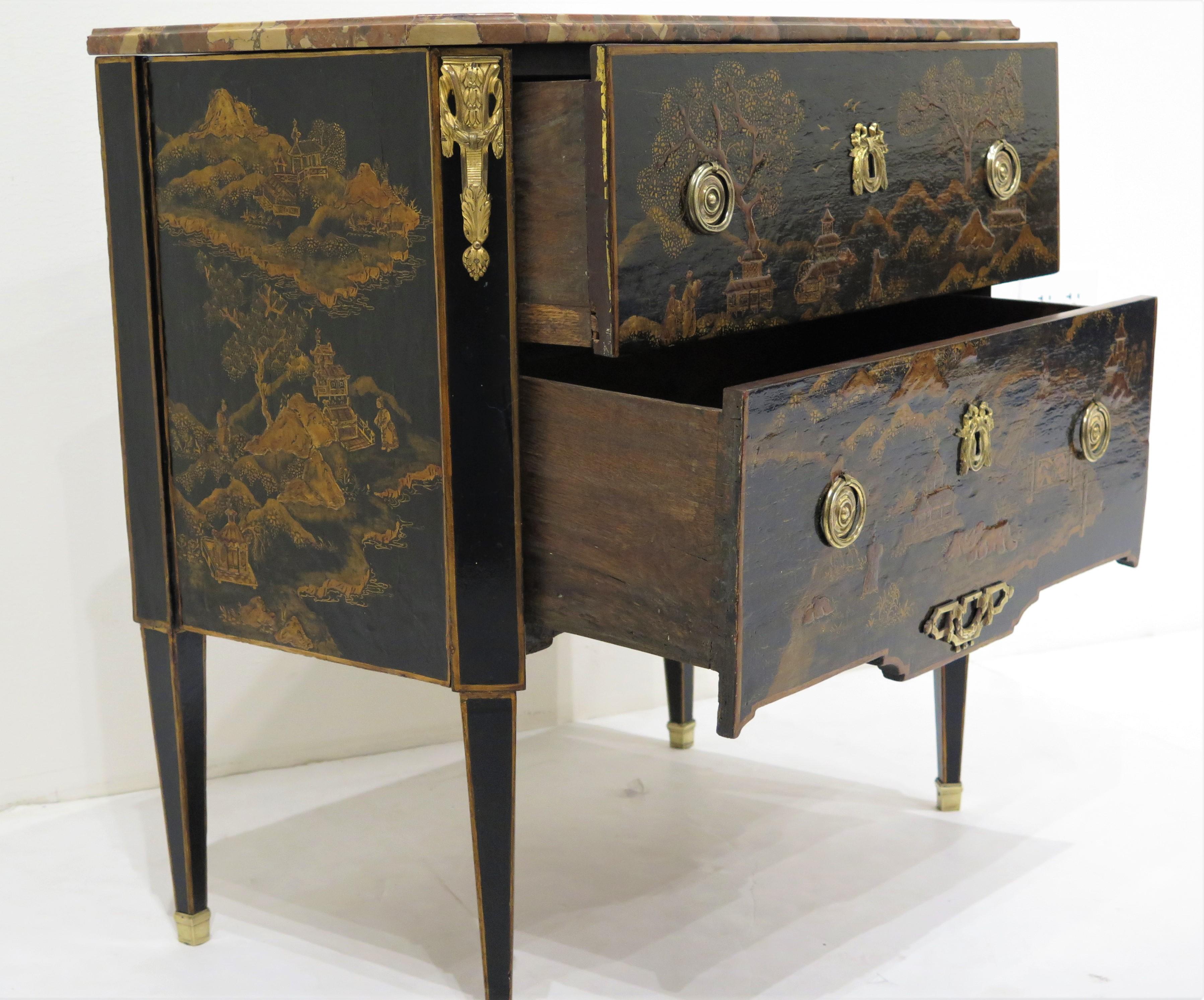 Claude-Charles Saunier (French, 1735-1807) Petite Louis XVI Chinoiserie Commode In Good Condition For Sale In Dallas, TX