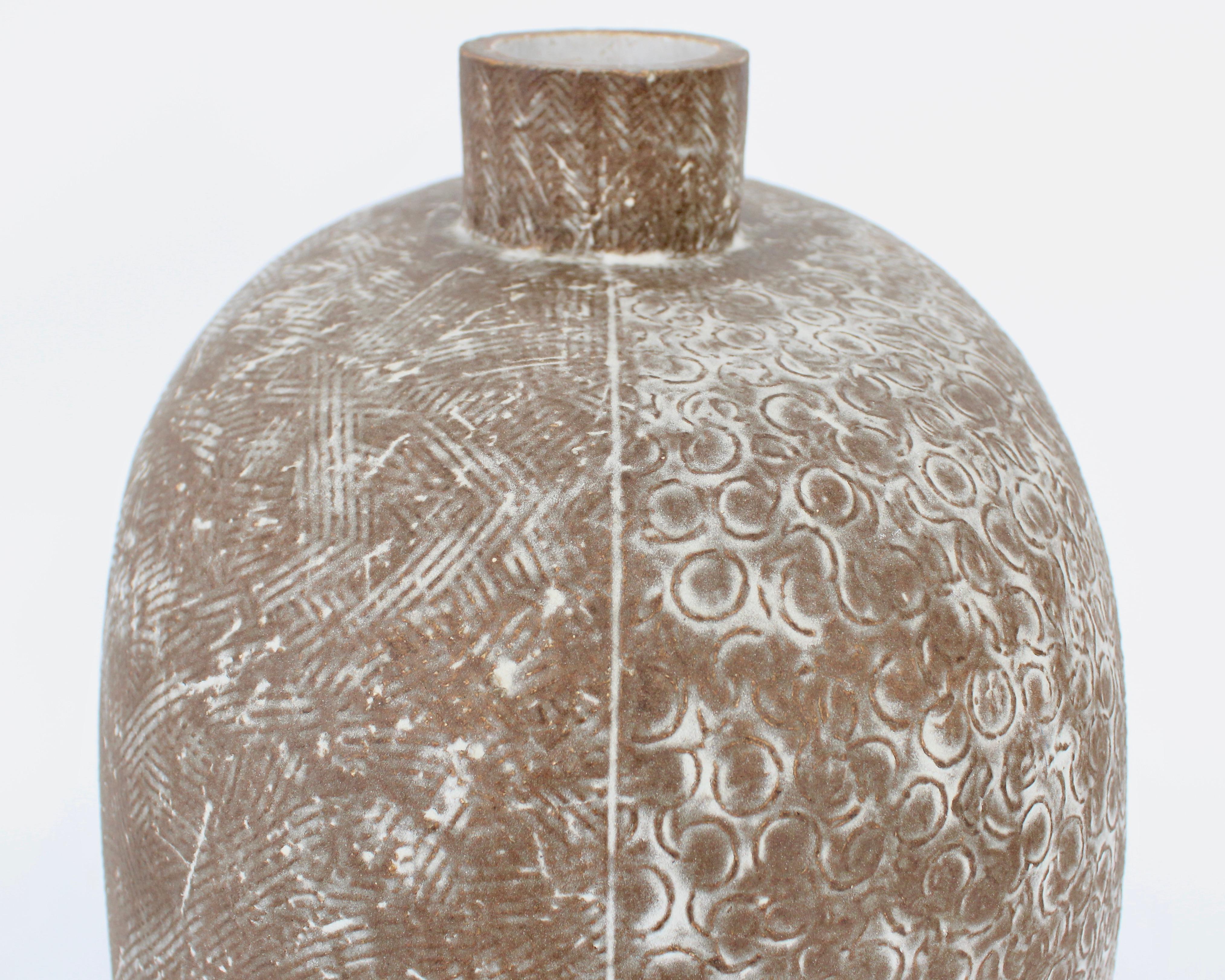 Claude Conover Ceramic Stoneware Vessel Okkintok For Sale 9