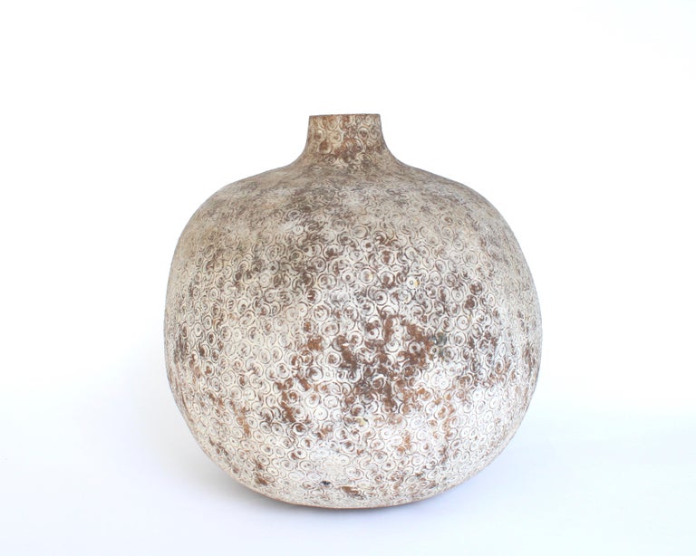 Claude Conover Ceramic Stoneware Vessel Suus In Good Condition For Sale In Chicago, IL