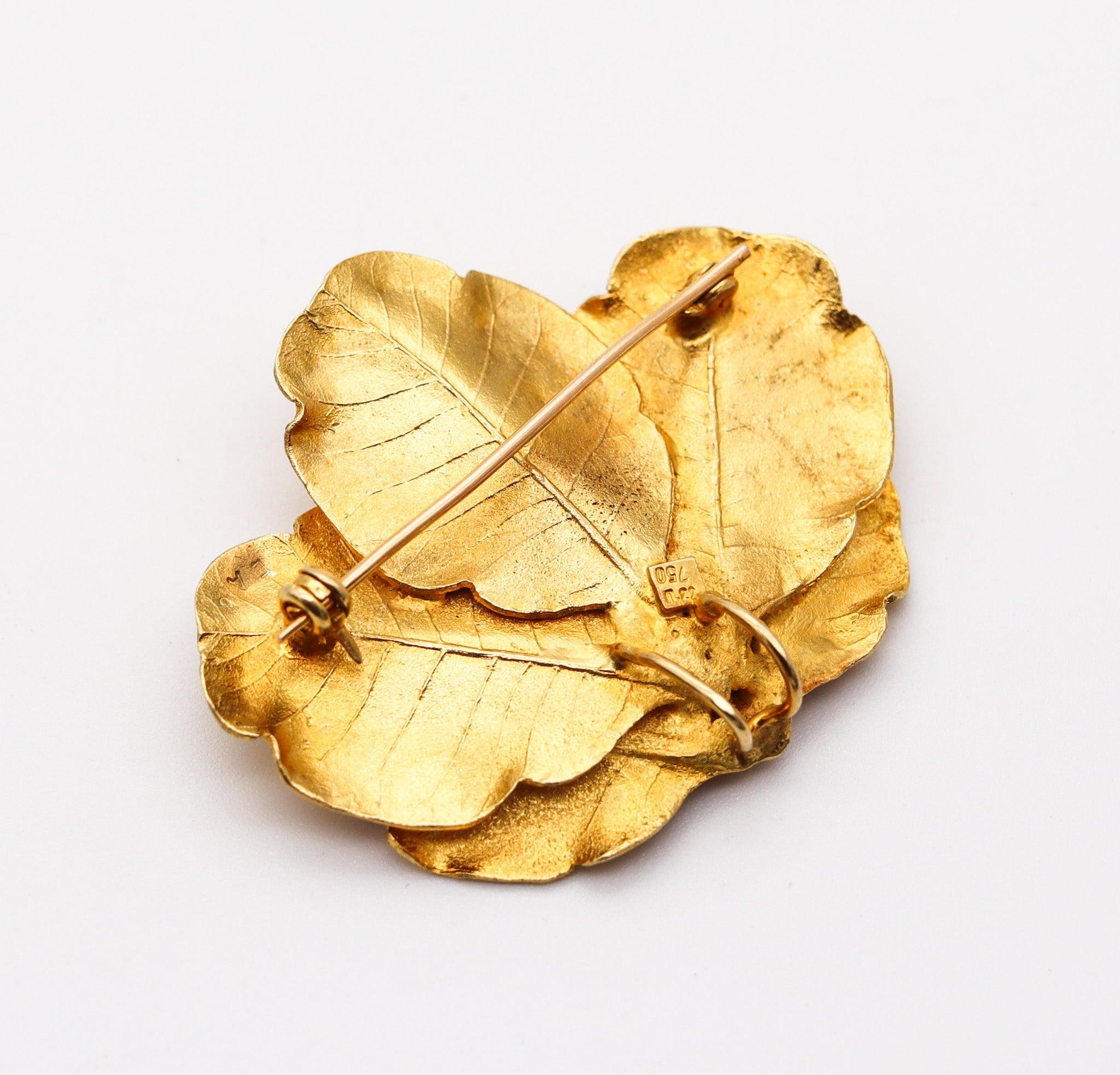 CLAUDE LALANNE For Zolotas Sculptural Laurel Leaves Pendant-Brooch In 18Kt Gold 1