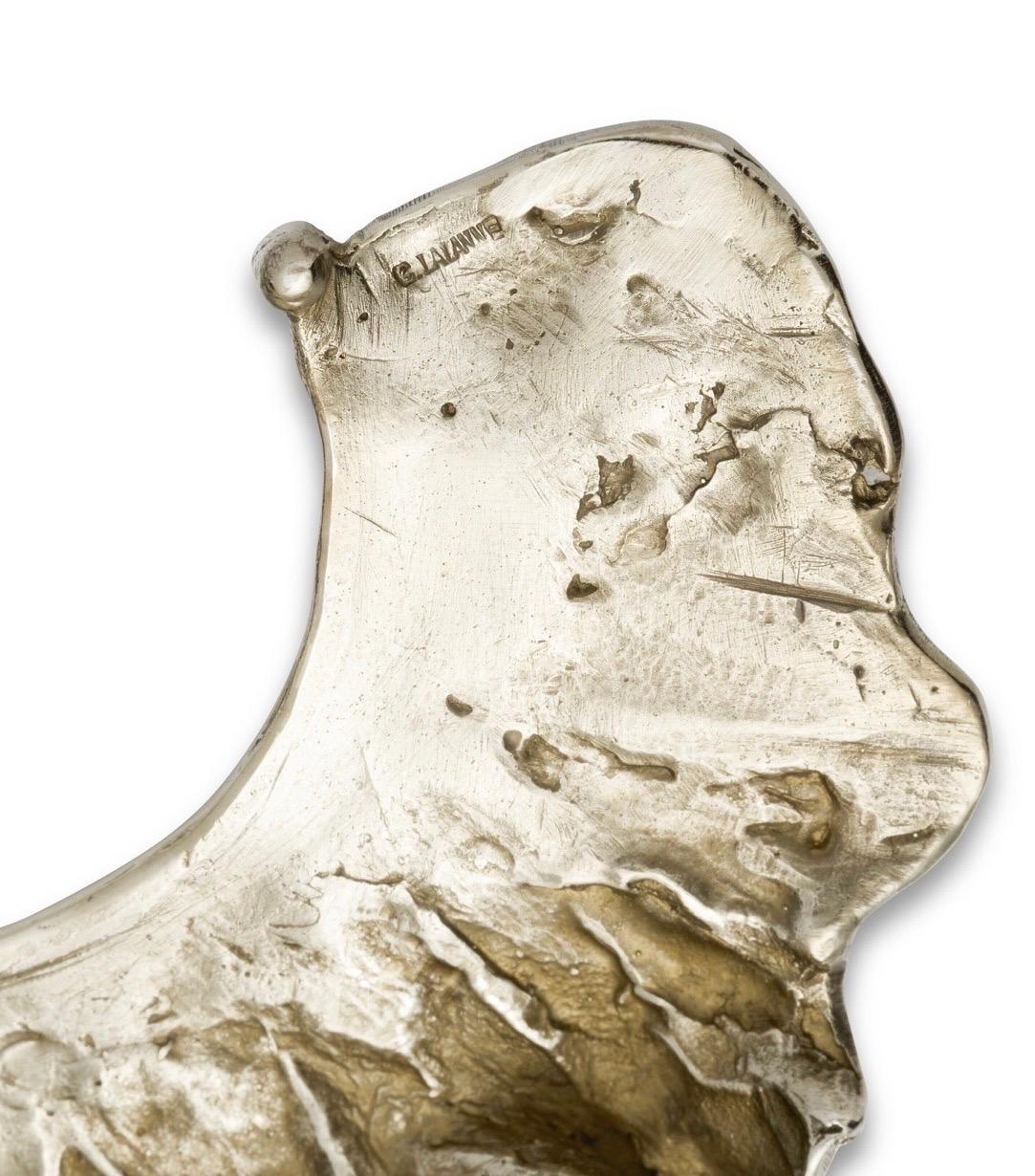 Die Portman Gallery (Brooklyn, NY) ist stolz darauf, dieses Armband von Claude Lalanne aus vergoldetem Silber anbieten zu können, ein eher seltenes MATERIAL in ihrem Schmuckwerk, Nummer 11 aus einer Auflage von nur 50 Stück. Ausgezeichnete