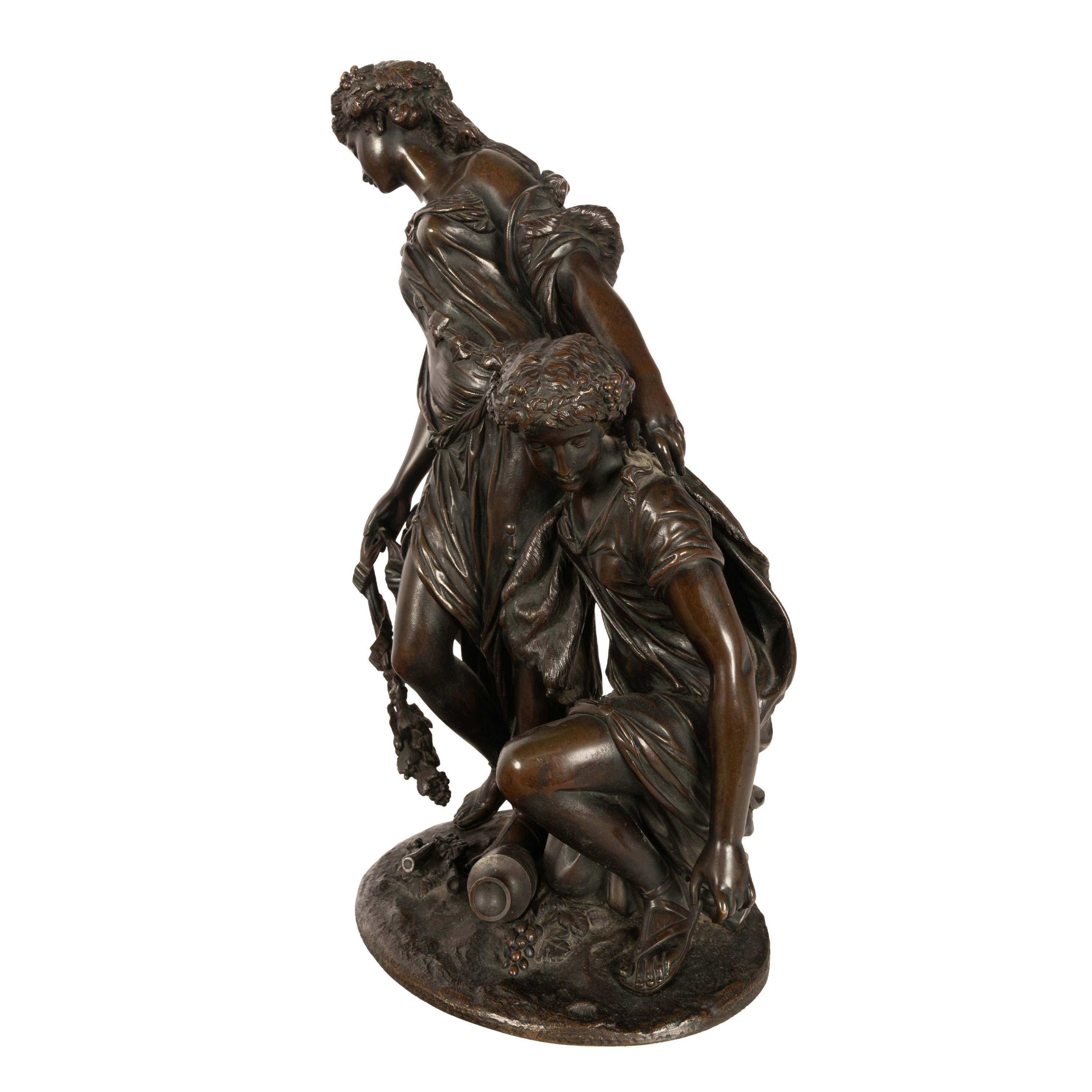 Antique French Neoclassical Rococo Bronce Grupo Figural de Bacantes de Vino 1762 - Figurative Sculpture Oro de Claude Michel Clodion