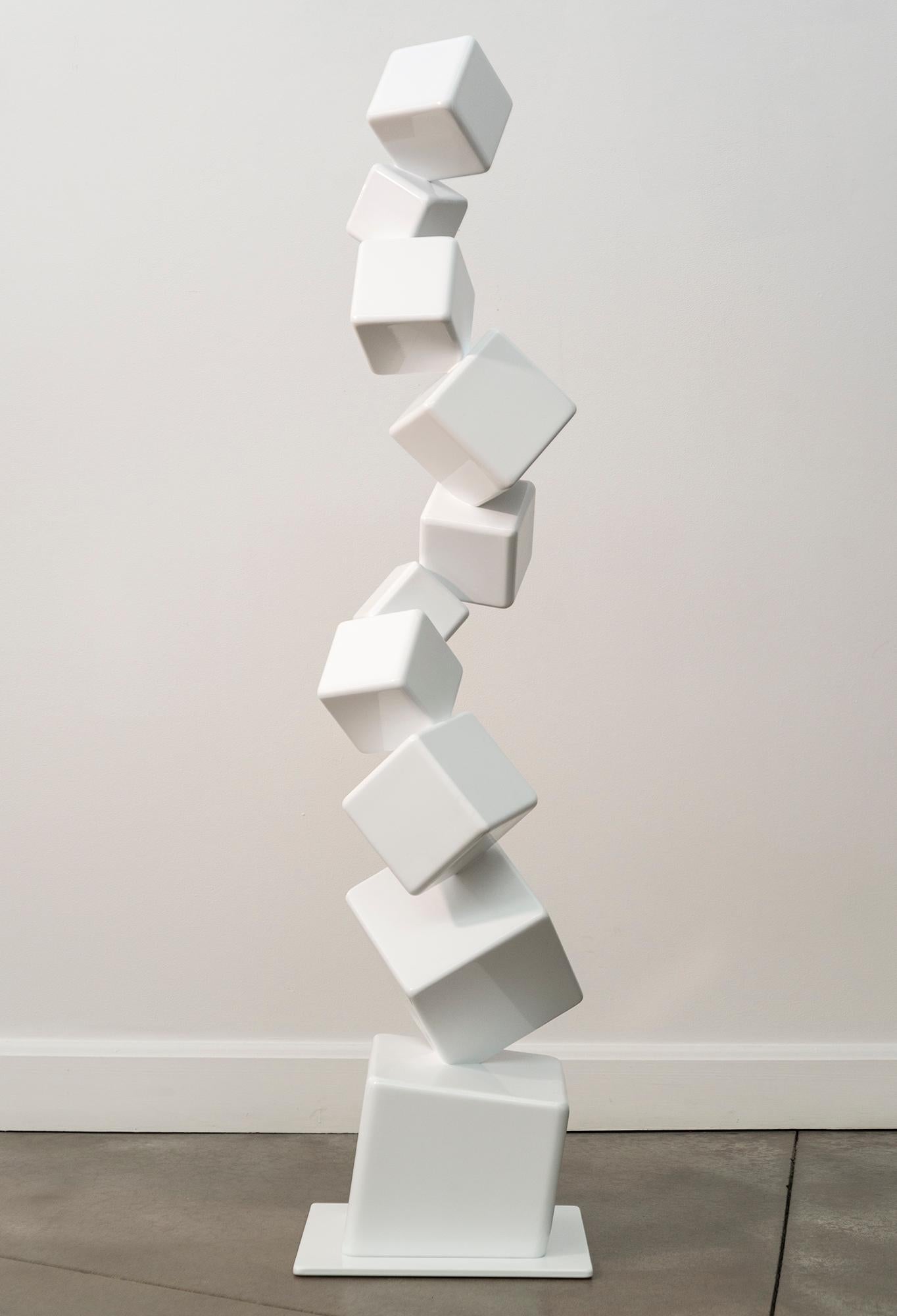 10 Cubes Blancs à la Seconde (10 Cubi Bianchi al Secondo) - scultura in acciaio - Abstract Sculpture Grigio di Claude Millette