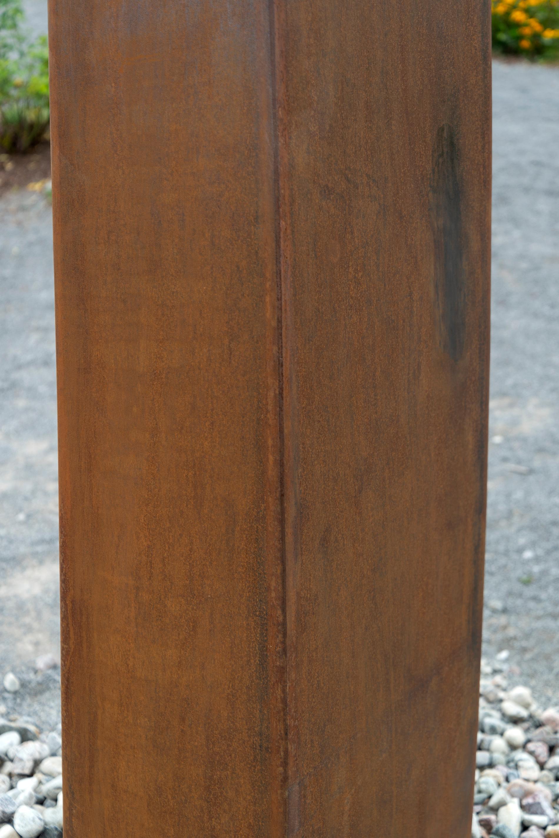 Corphéum XII - haute, grande, géométrique, abstraite, sculpture d'extérieur en acier Corten 1