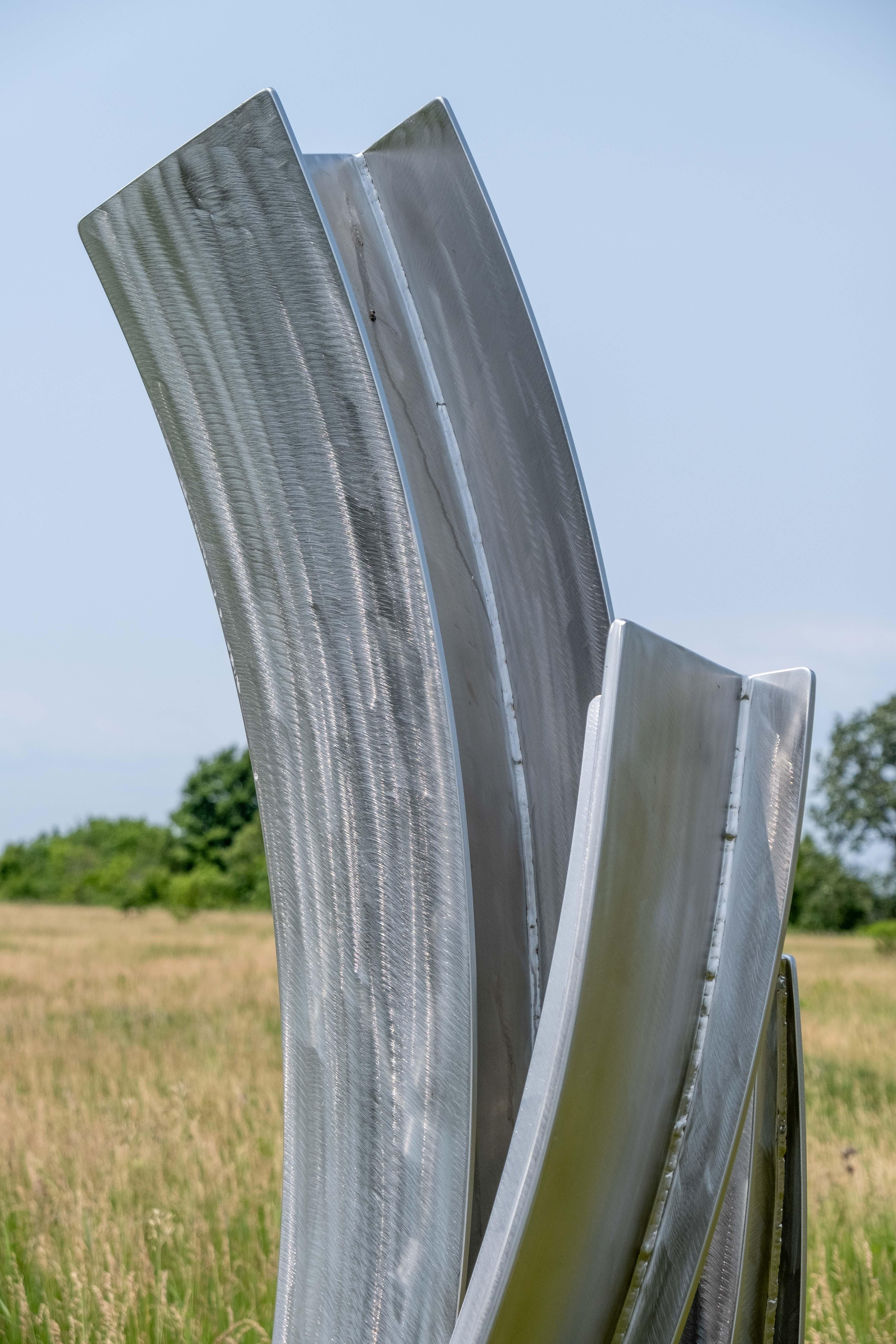 Grande sculpture d'extérieur en acier inoxydable Corpheum XIX, géométrique et abstraite en vente 6