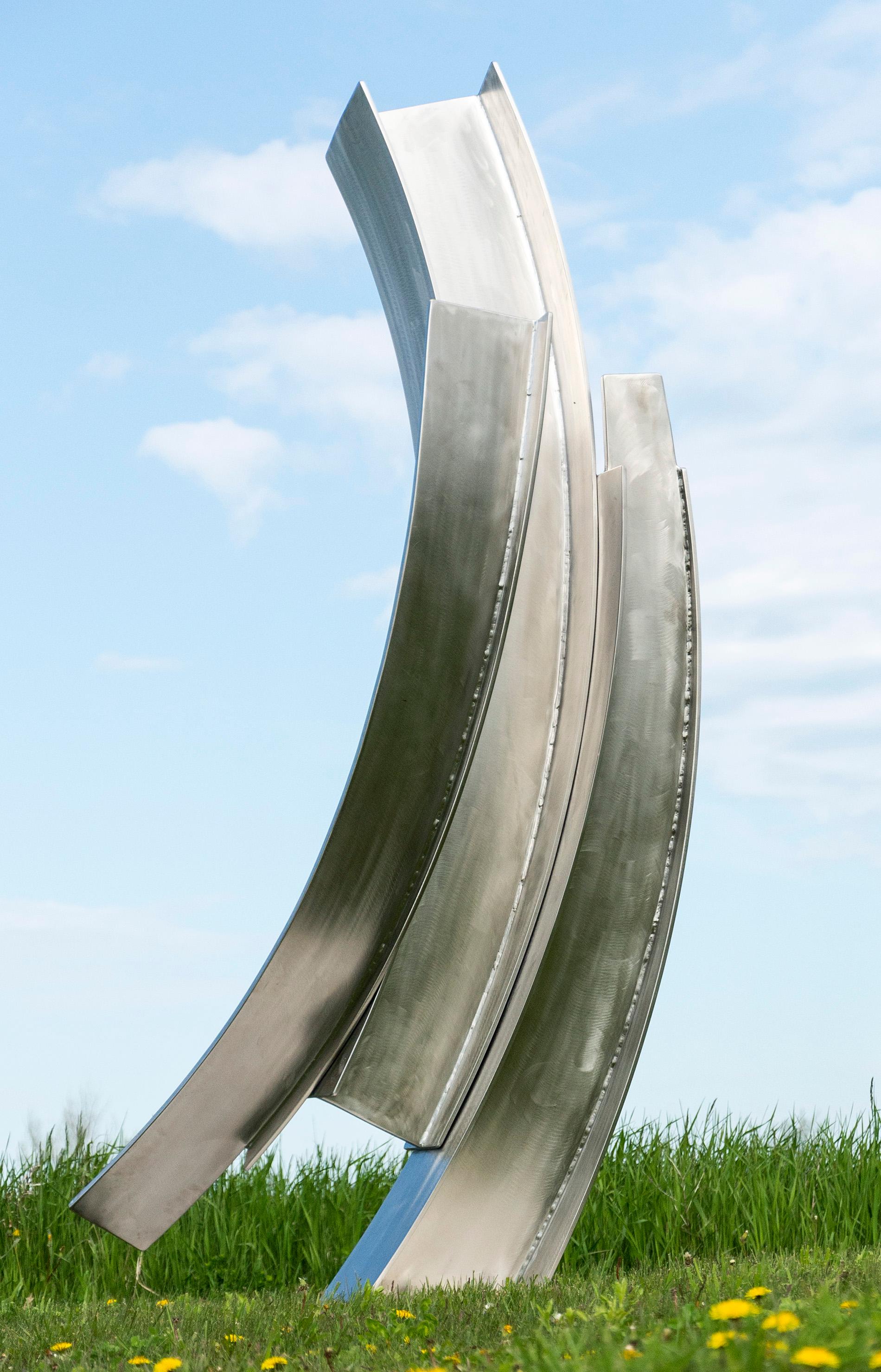 Abstract Sculpture Claude Millette - Grande sculpture d'extérieur en acier inoxydable Corpheum XIX, géométrique et abstraite