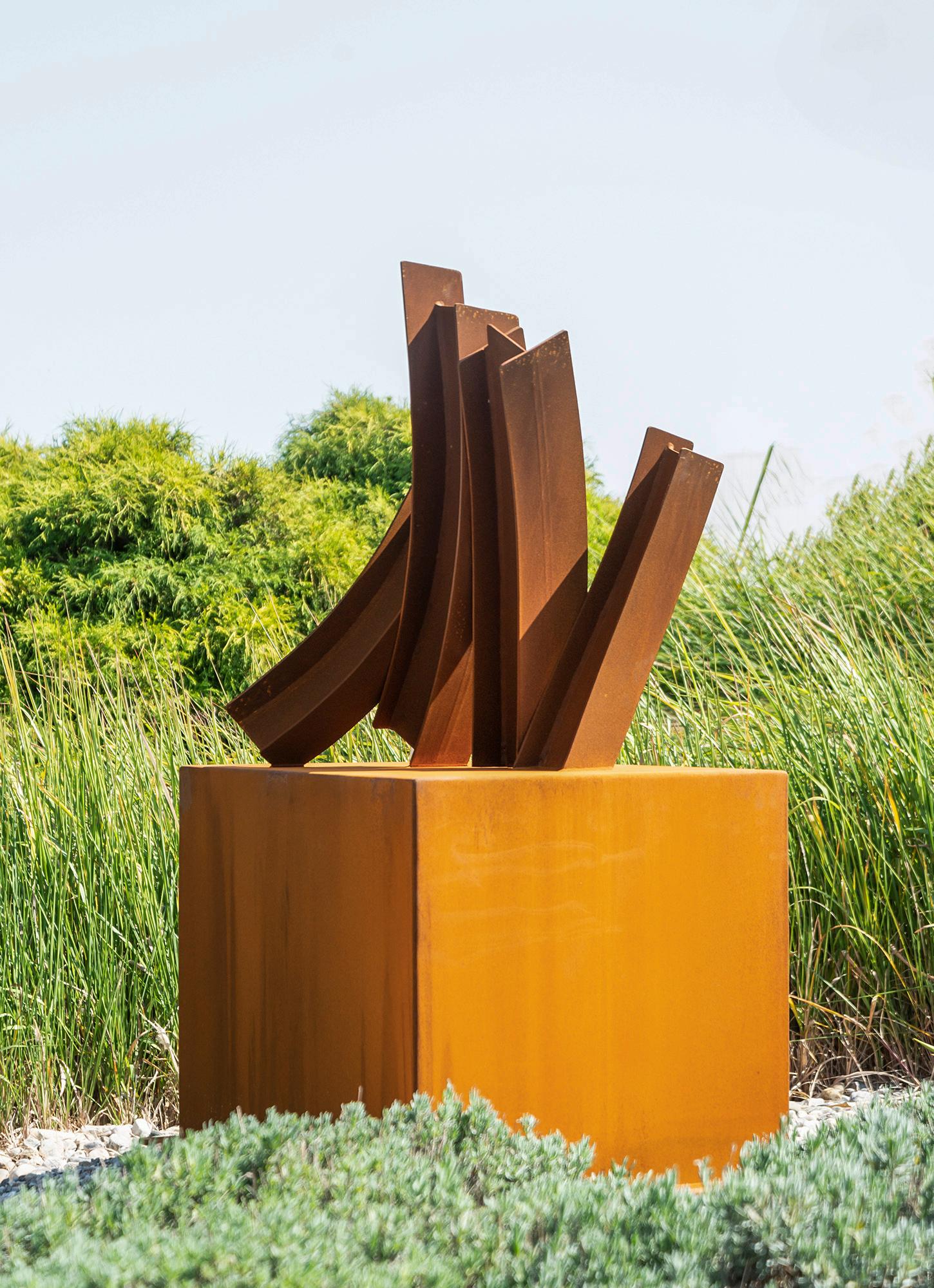 Divergence II - scultura moderna, astratta, geometrica, in acciaio corten per esterni - Sculpture Astratto di Claude Millette