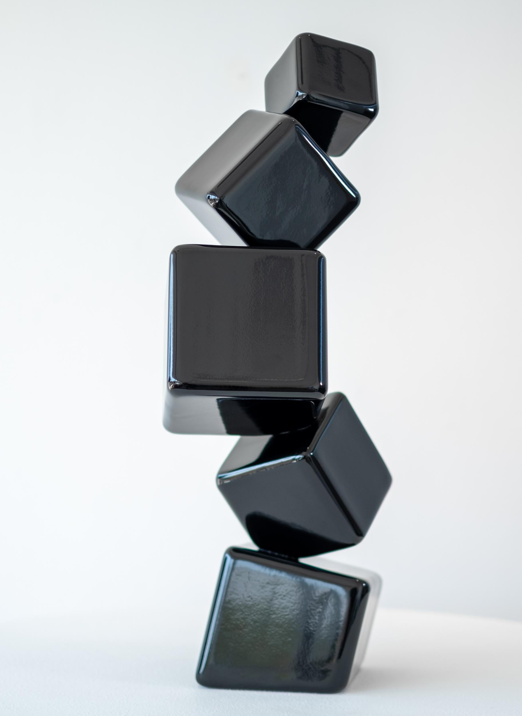 Effervescence Black VIII – geometrische, abstrakte, pulverbeschichtete Stahlskulptur im Angebot 2