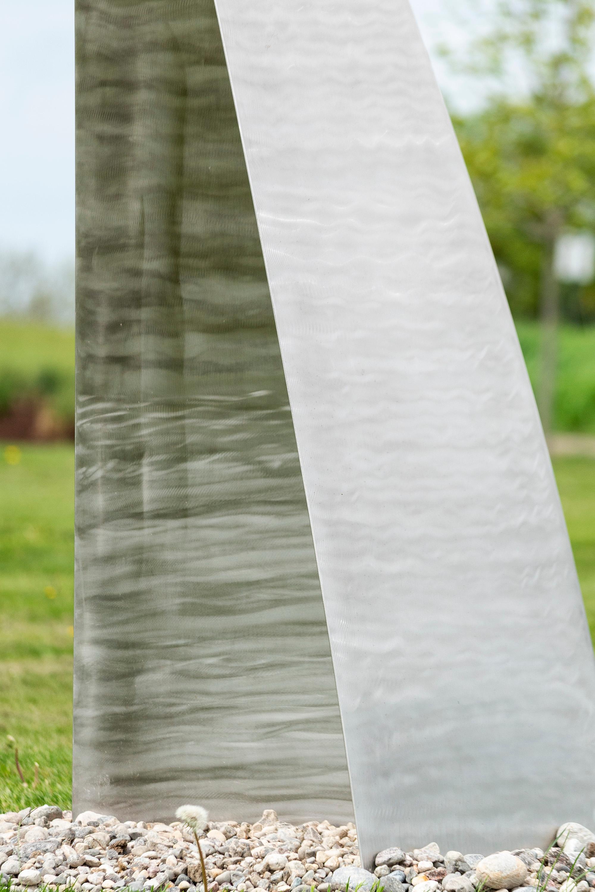 Rencontre (Encounter) - geometric, abstract, stainless steel outdoor sculpture For Sale 7