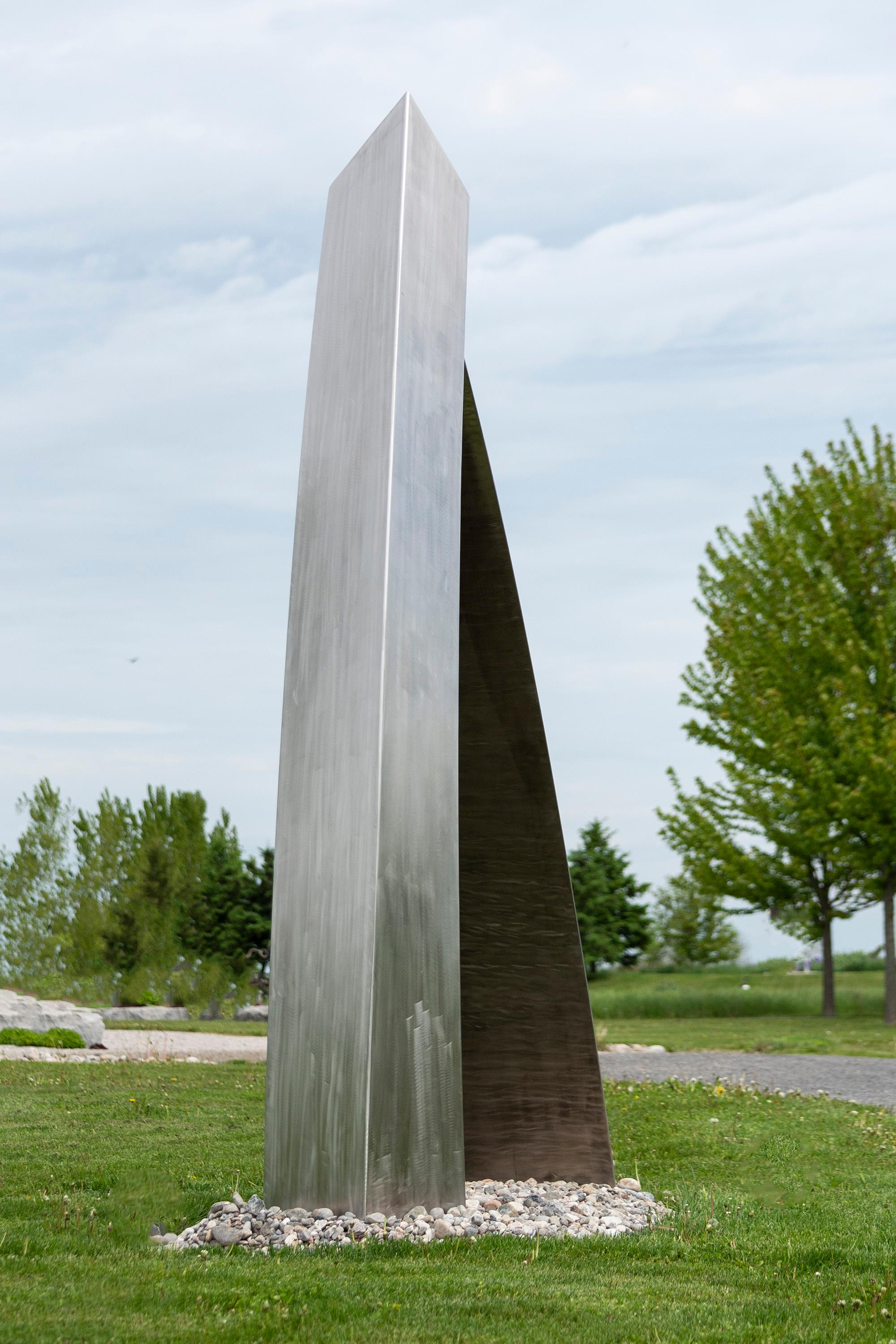 Rencontre (Encounter) - geometric, abstract, stainless steel outdoor sculpture For Sale 1