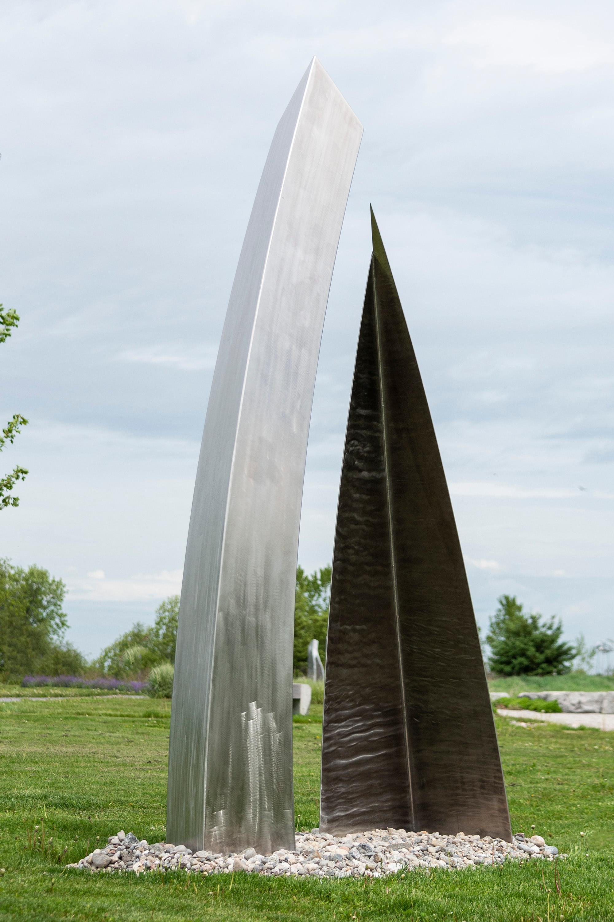 Rencontre (Encounter) - geometric, abstract, stainless steel outdoor sculpture For Sale 2