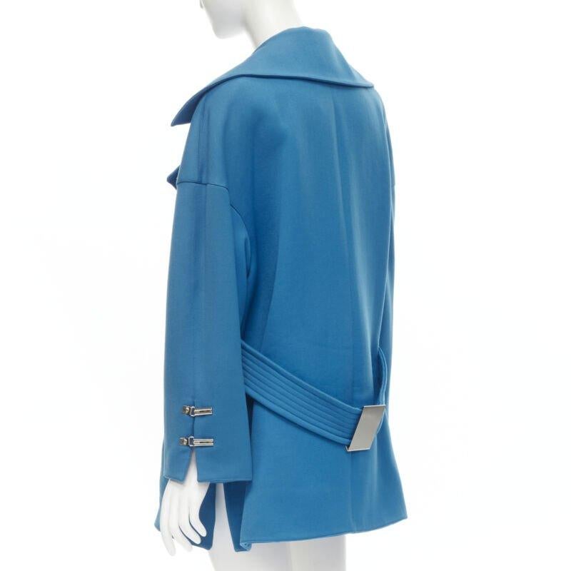 CLAUDE MONTANA 1991 Vintage blue wool metal clasp button oversize coat IT42 M For Sale 2
