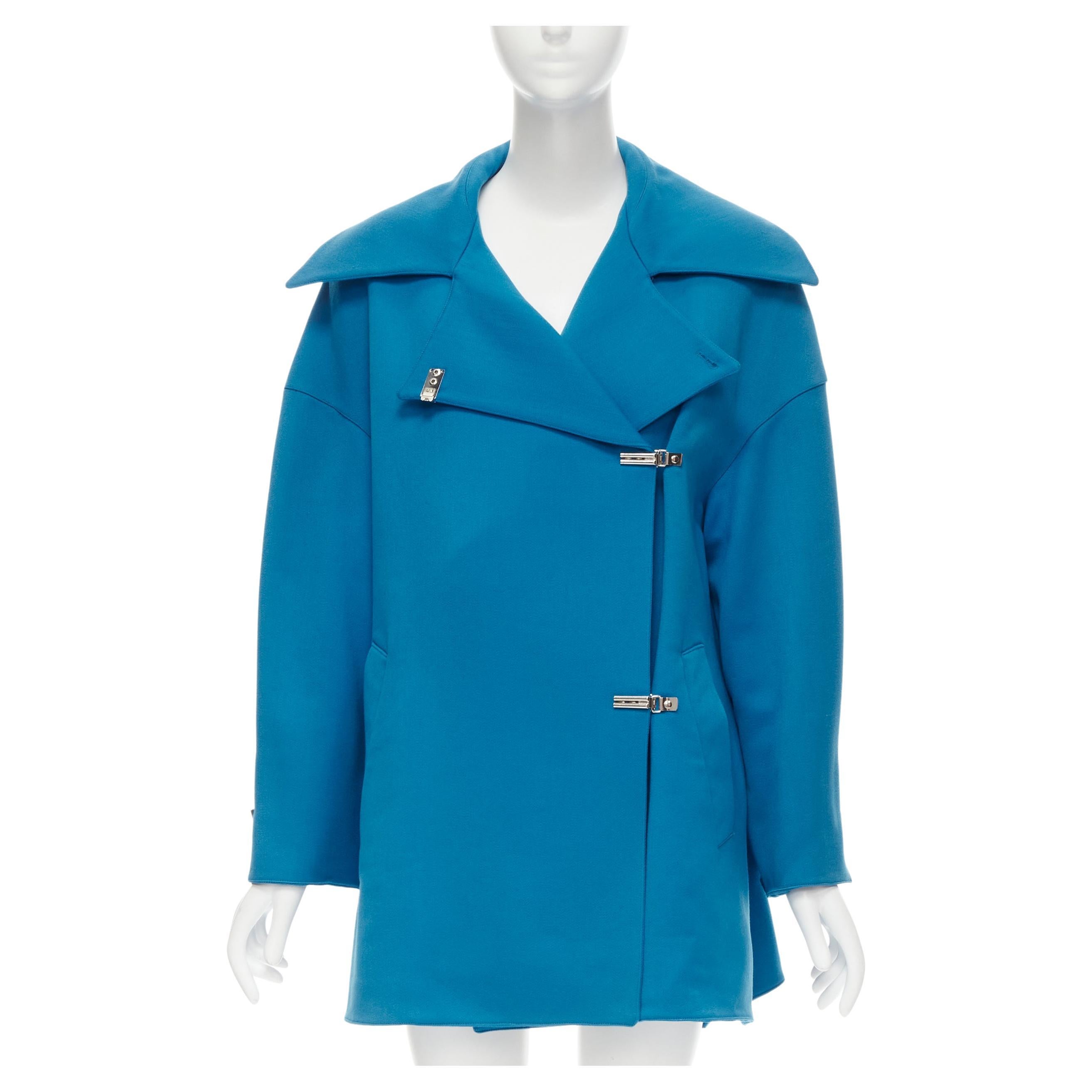 CLAUDE MONTANA 1991 Manteau oversize en laine bleue vintage avec fermoir en métal IT42 M