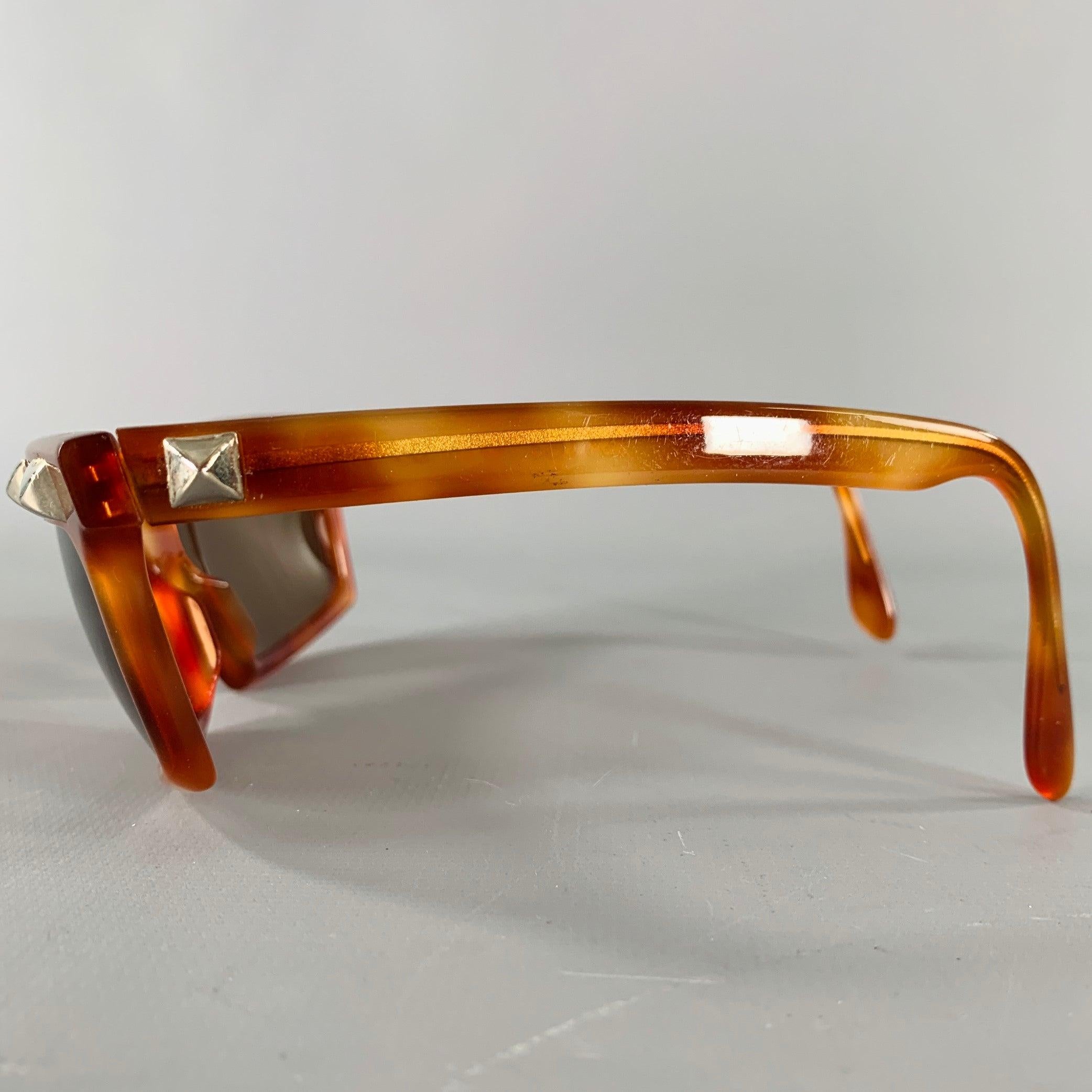 Men's CLAUDE MONTANA Brown Tortoise Shell Studded Acetate Sunglasses For Sale