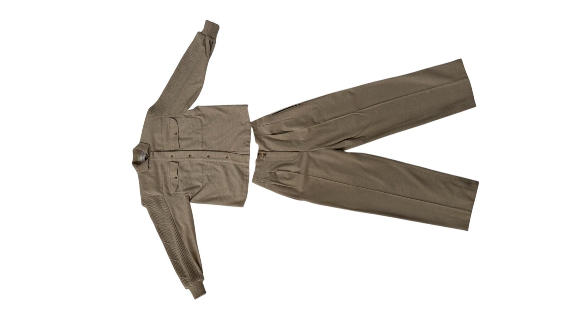 Claude Montana Fall/Winter 1984 Iconic Runway Ensemble in Ivory Wool and Knit For Sale 11