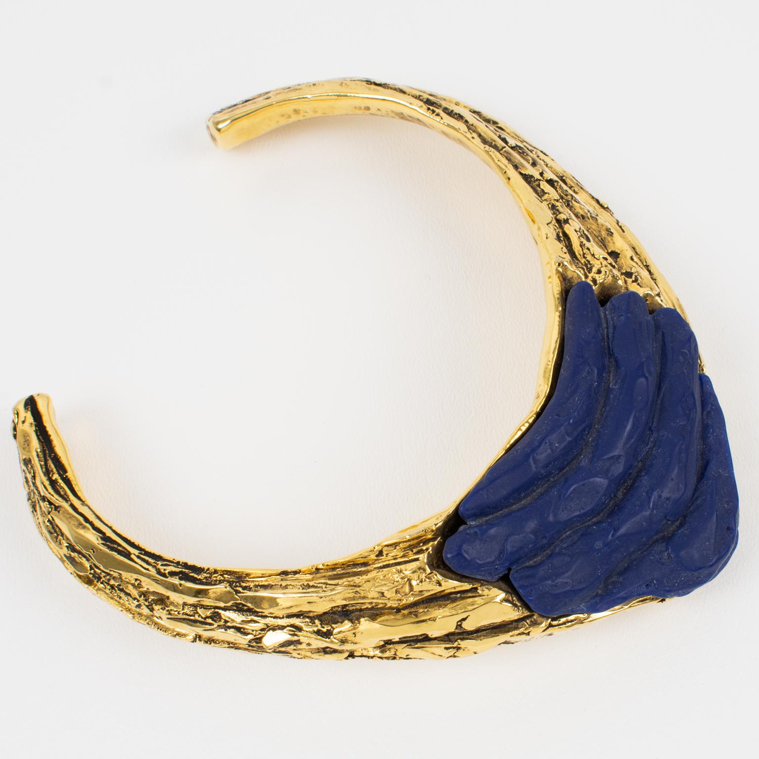 Claude Montana for Claire Deve Massive Futuristic Gilt and Blue Resin Necklace In Excellent Condition For Sale In Atlanta, GA