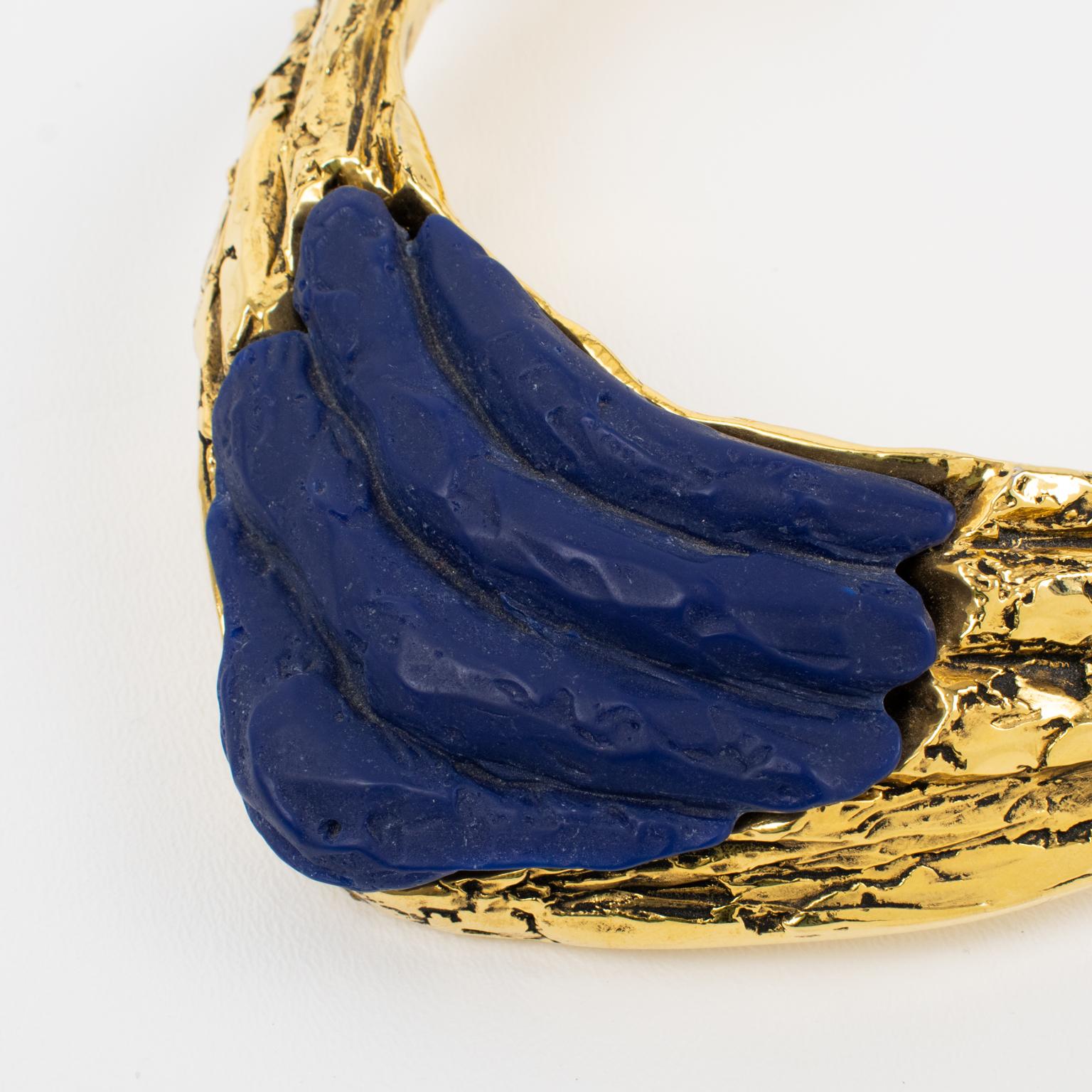 Claude Montana for Claire Deve Massive Futuristic Gilt and Blue Resin Necklace For Sale 2