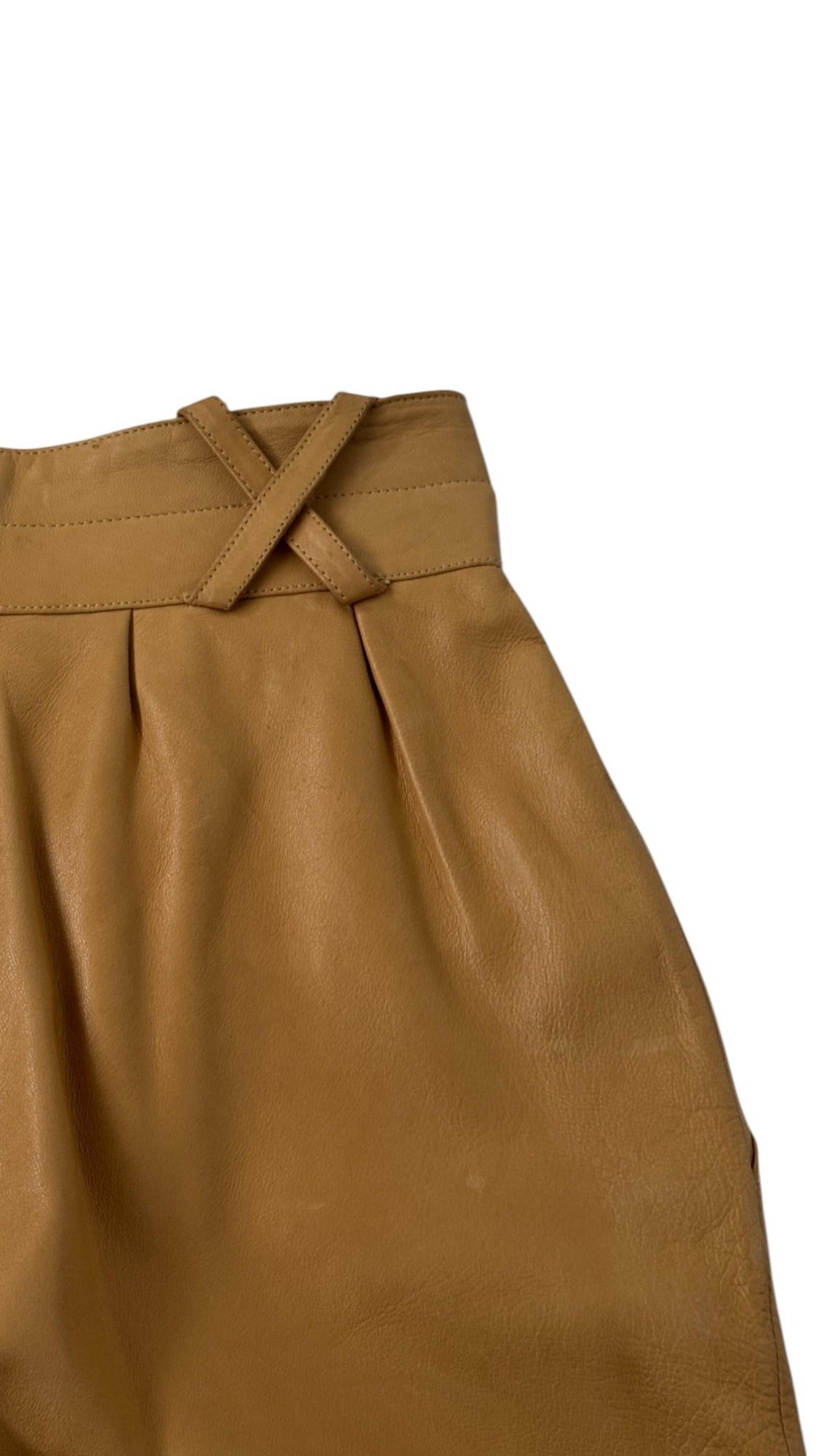 Claude Montana for Idéal Cuir Paris - Vintage High-Waisted Leather Shorts For Sale 4