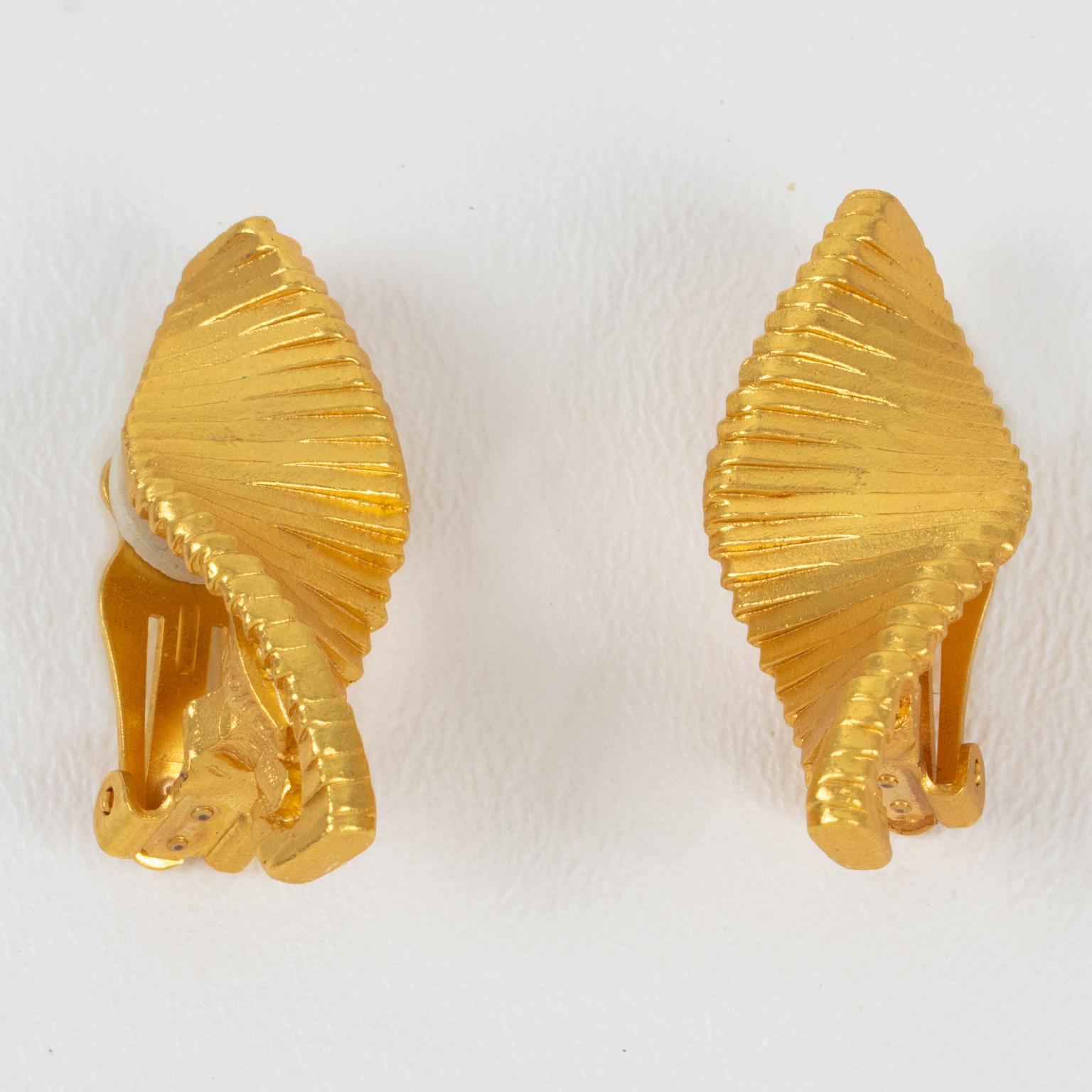 Modernist Claude Montana Futuristic Gilt Metal Clip Earrings For Sale