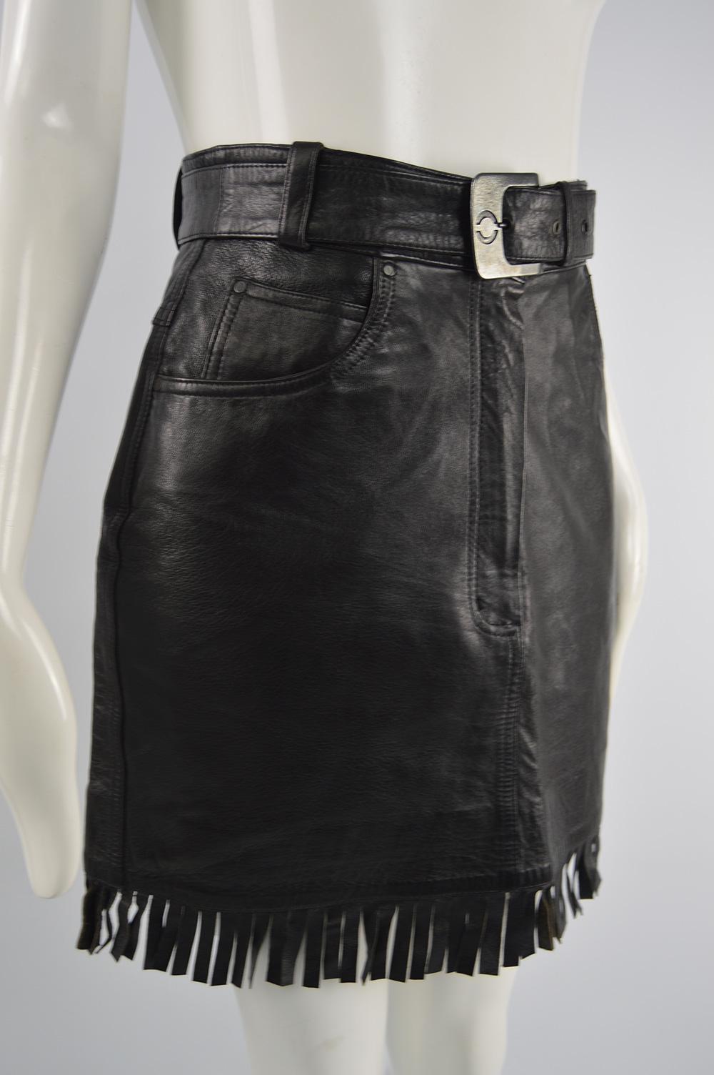 leather skirt 90s outfit