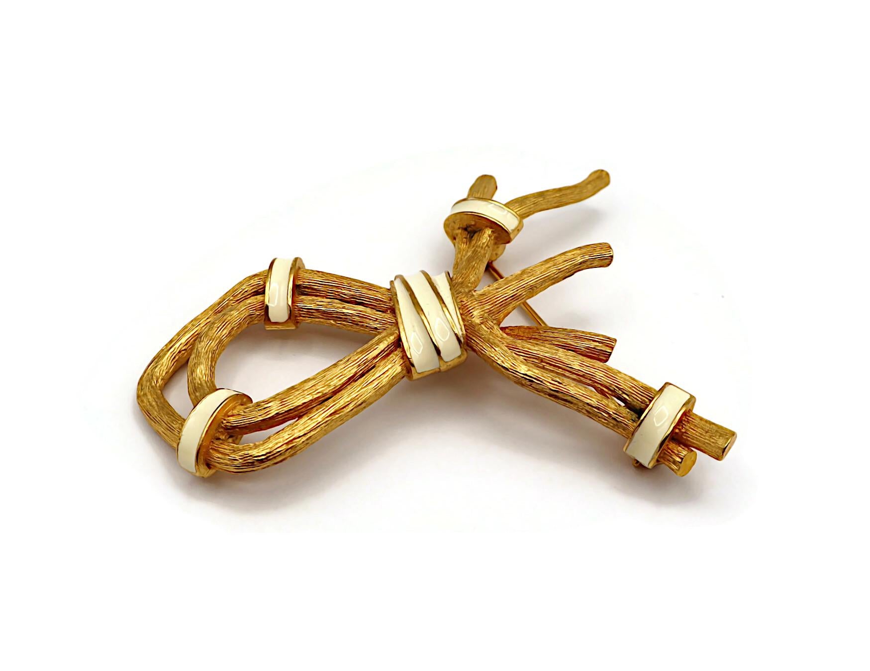 CLAUDE MONTANA Vintage Gold Tone & White Enamel Ribbed Branches Brooch For Sale 1