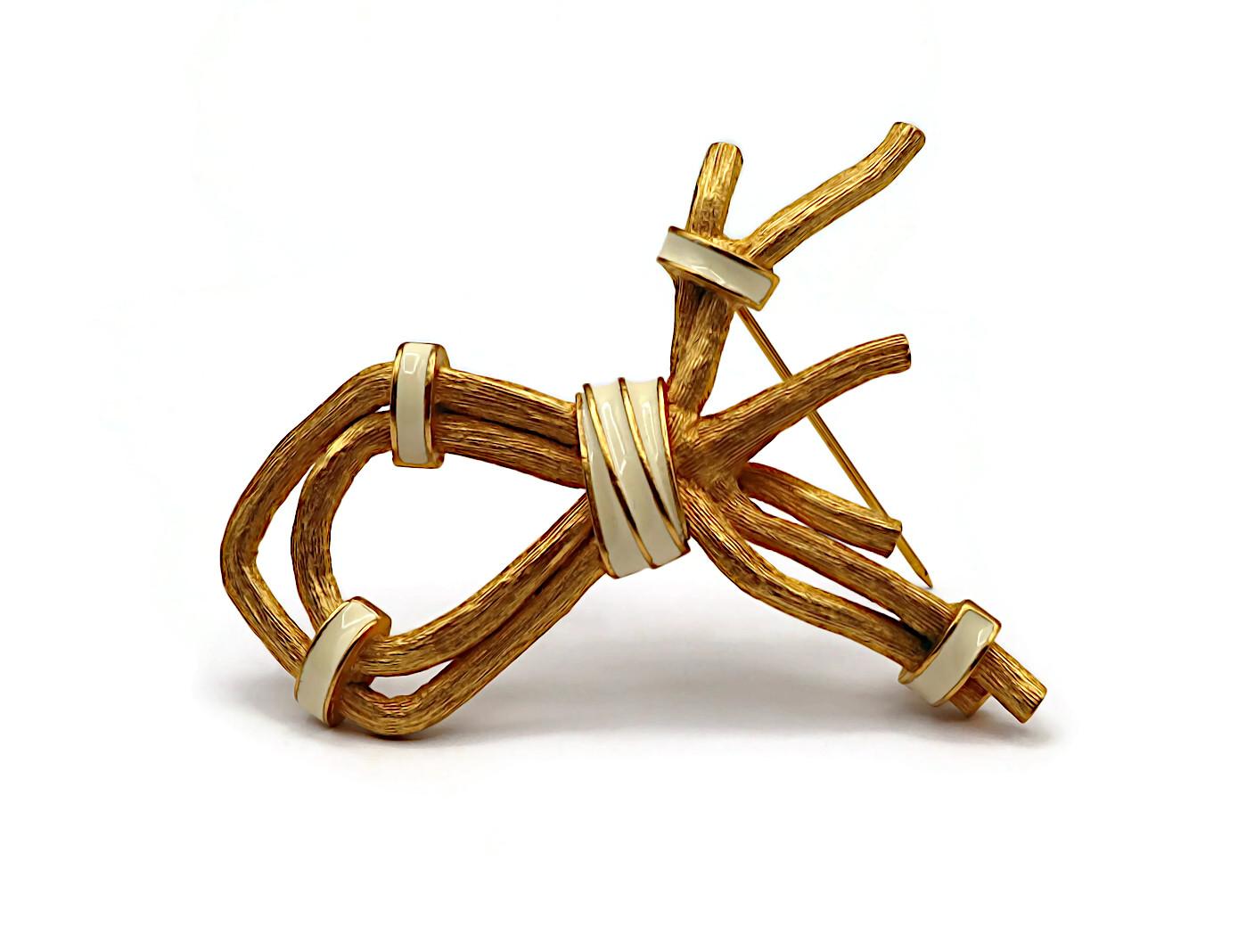 CLAUDE MONTANA Vintage Gold Tone & White Enamel Ribbed Branches Brooch For Sale 2