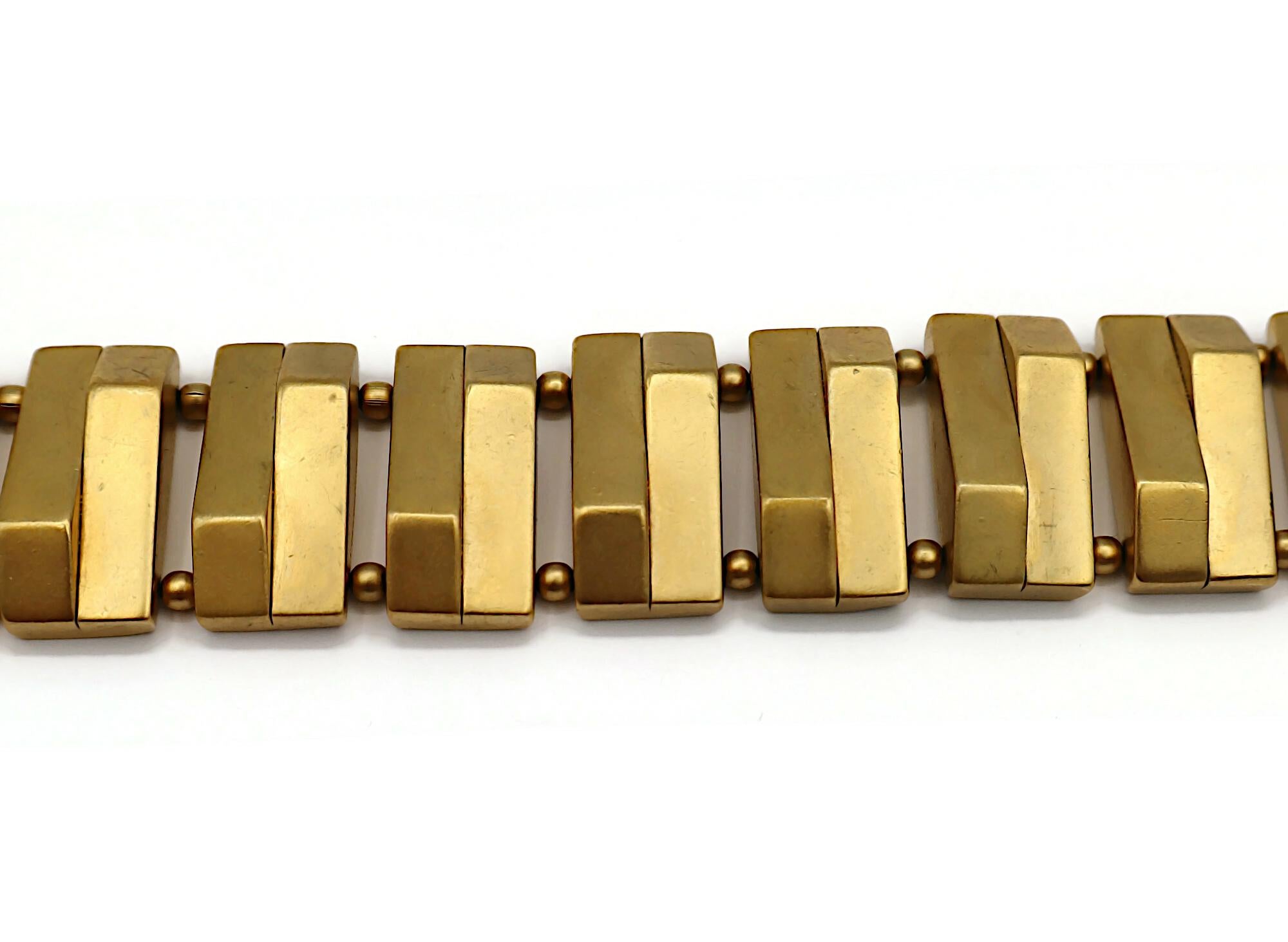 CLAUDE MONTANA Vintage Matte Gold Tone Geometric Choker Necklace For Sale 2