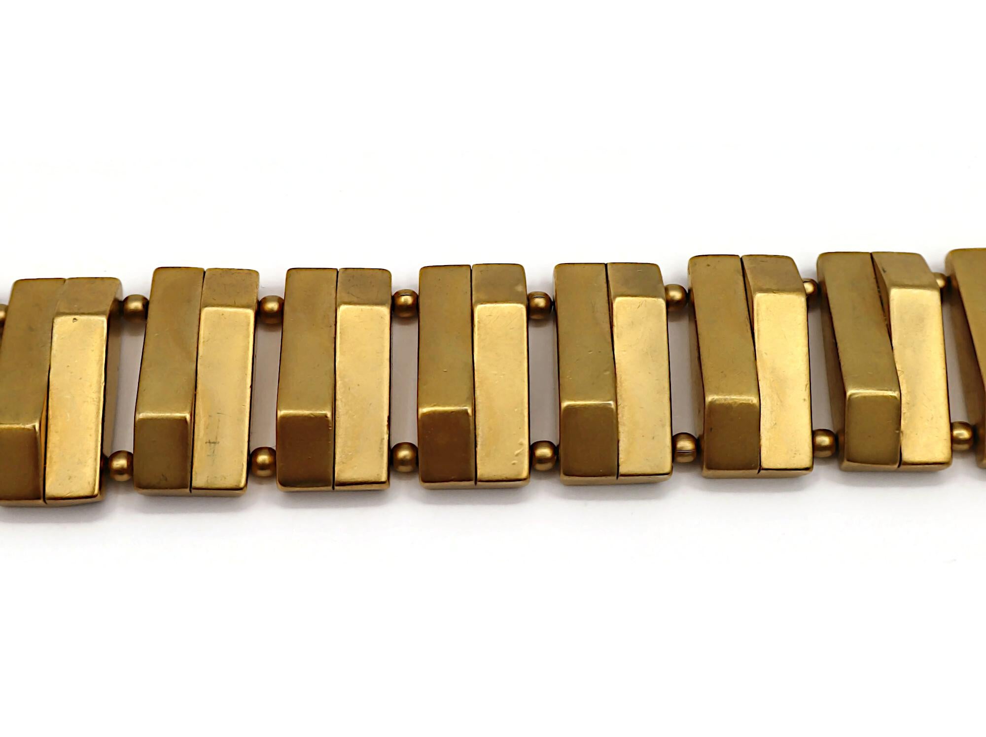 CLAUDE MONTANA Vintage Matte Gold Tone Geometric Choker Necklace For Sale 3