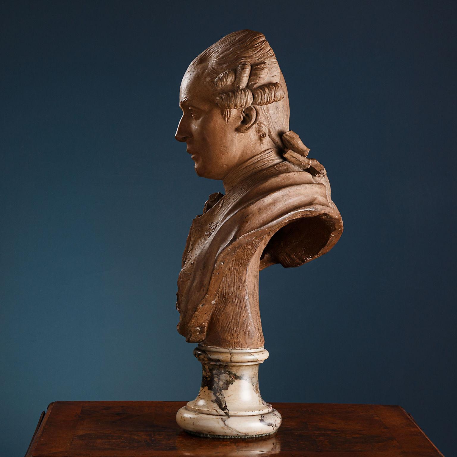 Claude Munier, Bust of Gentleman, 1780 In Good Condition For Sale In Milano, IT