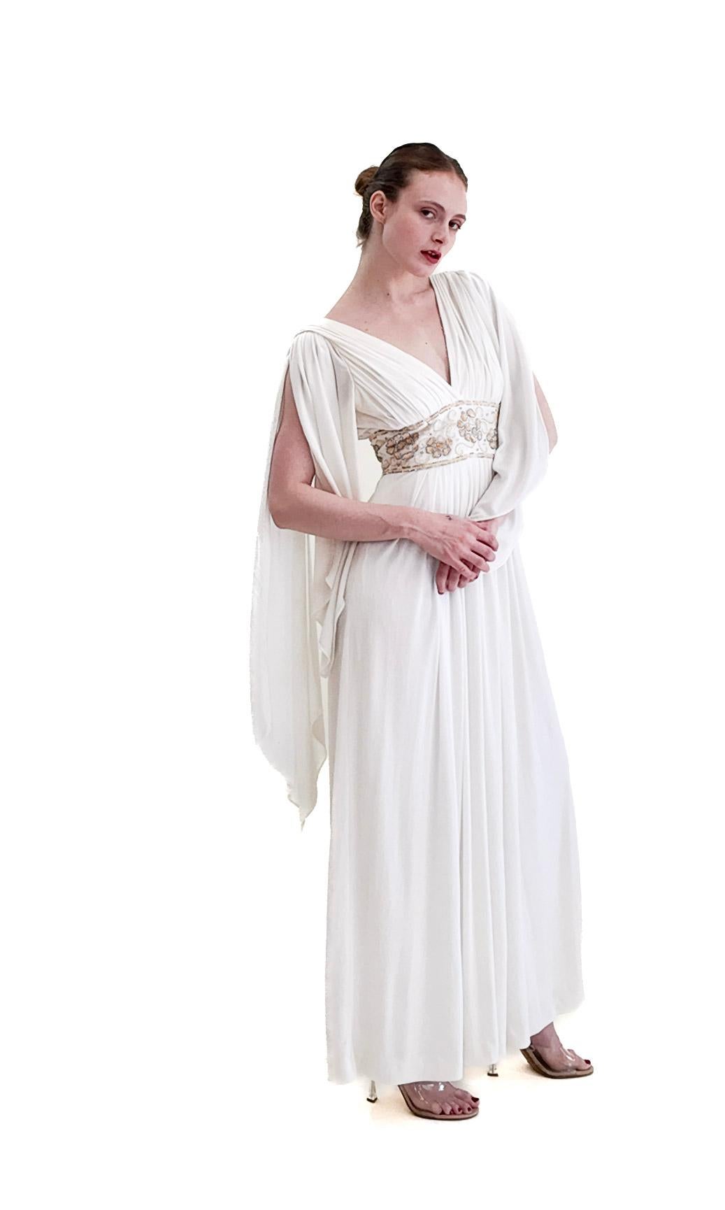 Claude Riha - Vestito bianco con ali d'angelo e perline in vita in vendita 2