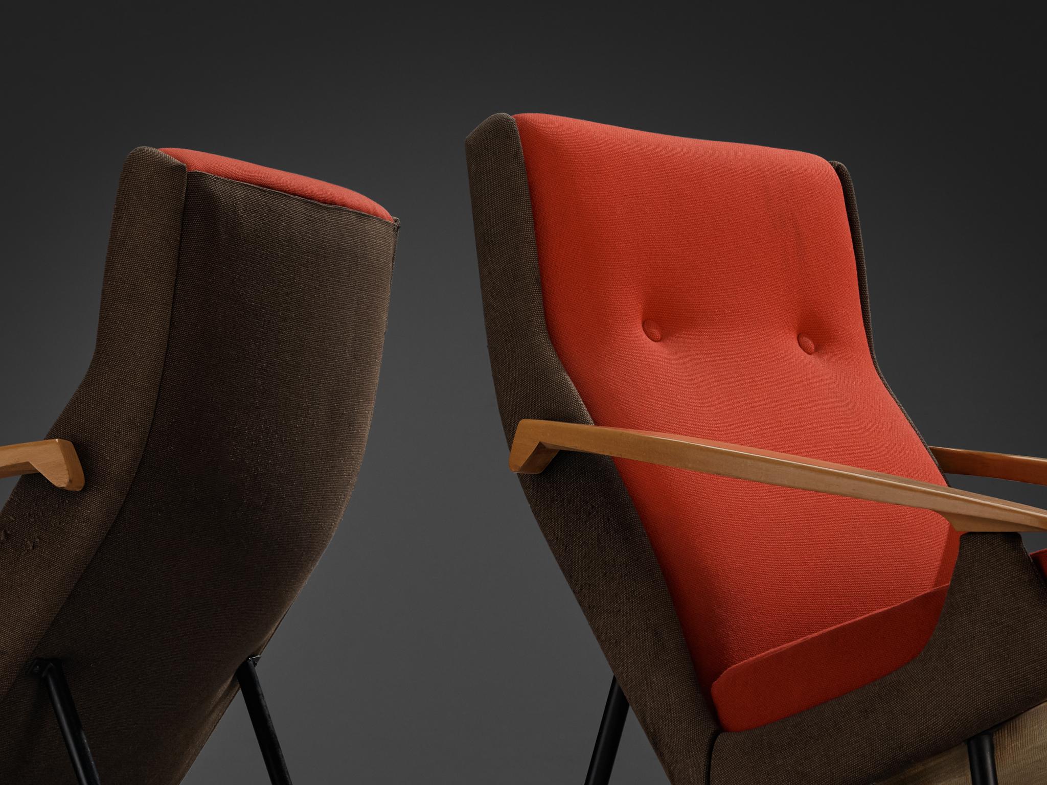 Pareja de sillones Claude Vassal tapizados en dos tonos en Bueno estado para la venta en Waalwijk, NL
