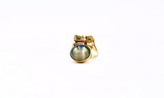Claude Wesel 18ct gold, moonstone cabochon