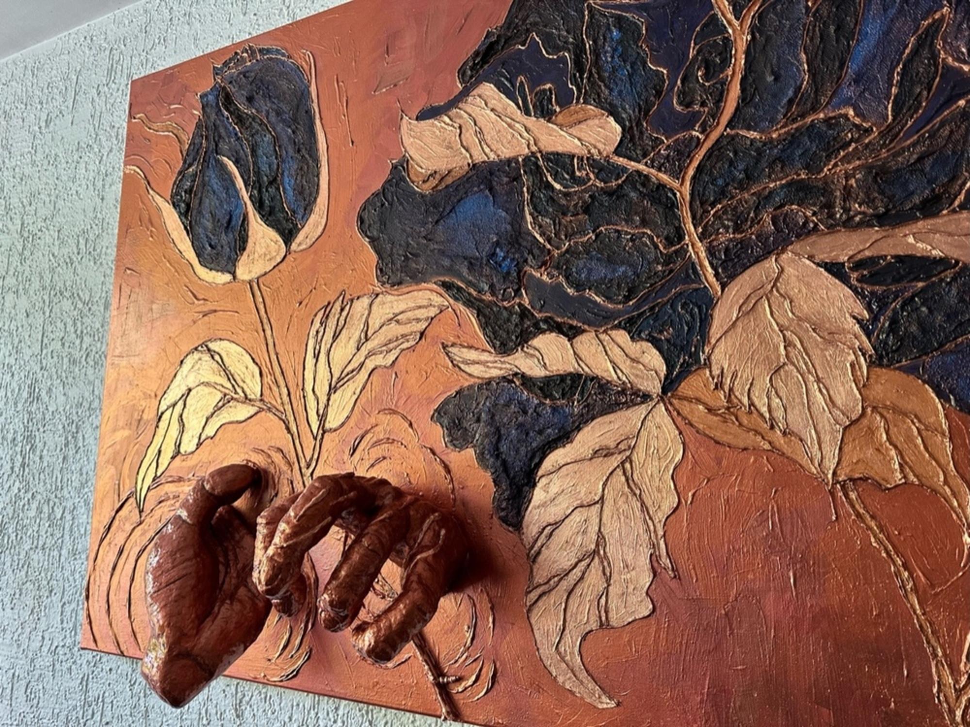 Tutte le sue opere rappresentano emozioni su tela. Dipinti astratti e figurativi.