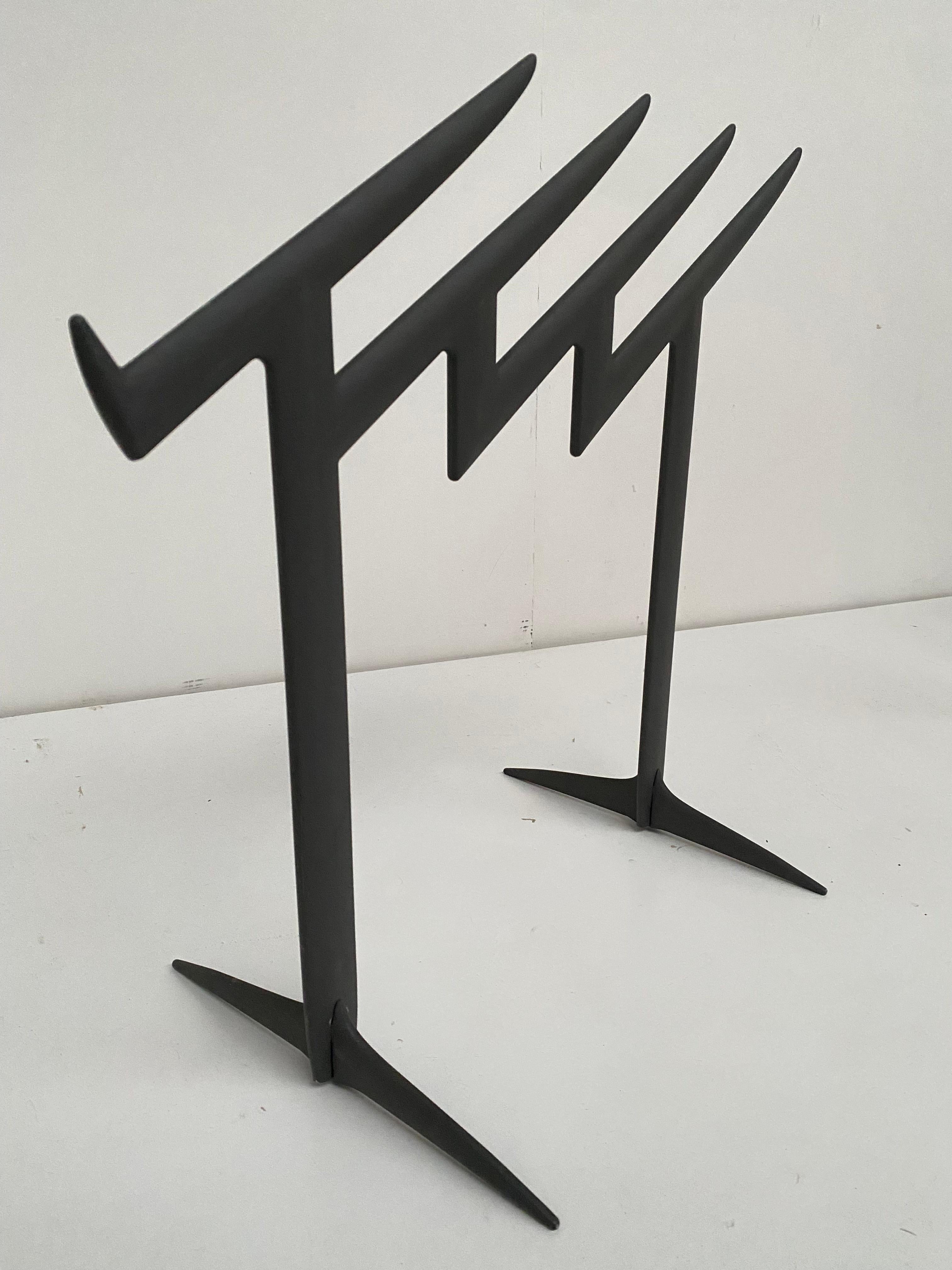 Plastic Claudia Evangelista magazine rack, design by Philippe Starck for Kartell in 1996 For Sale
