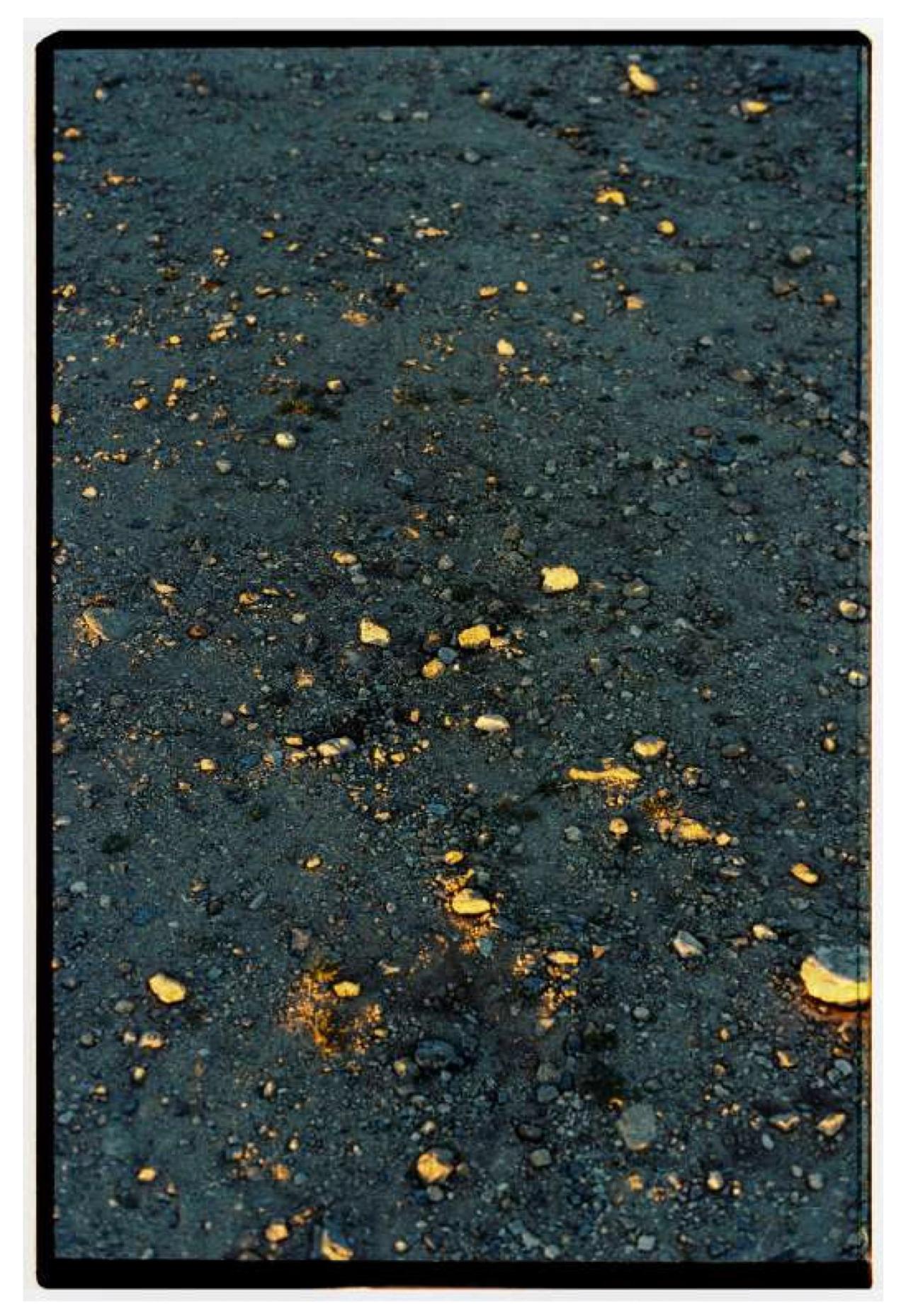 Claudia Ferreiro Landscape Photograph - Meteorites, natural light, analog photography, star field, stones and geometries